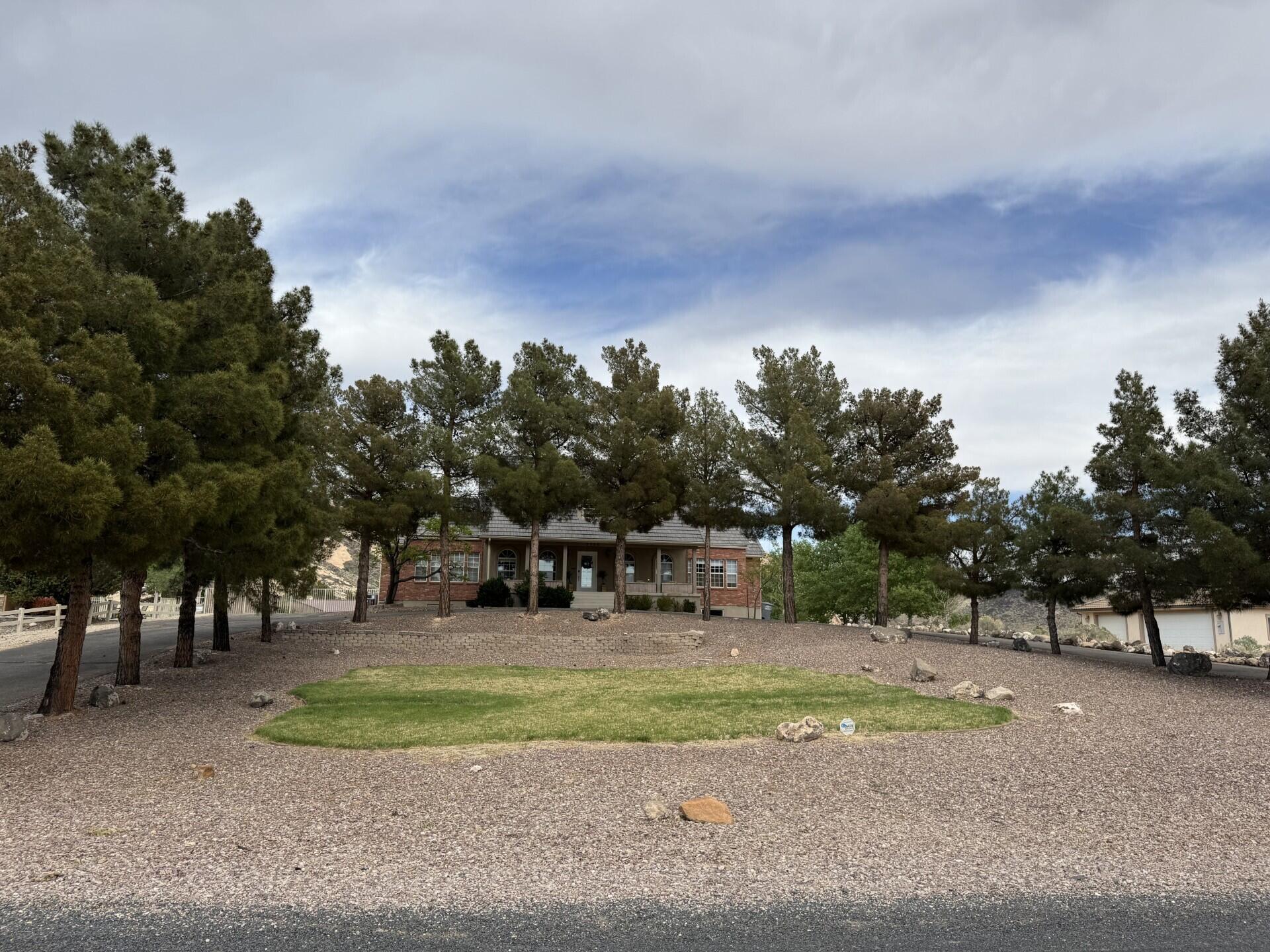 WINCHESTER HILLS - Residential