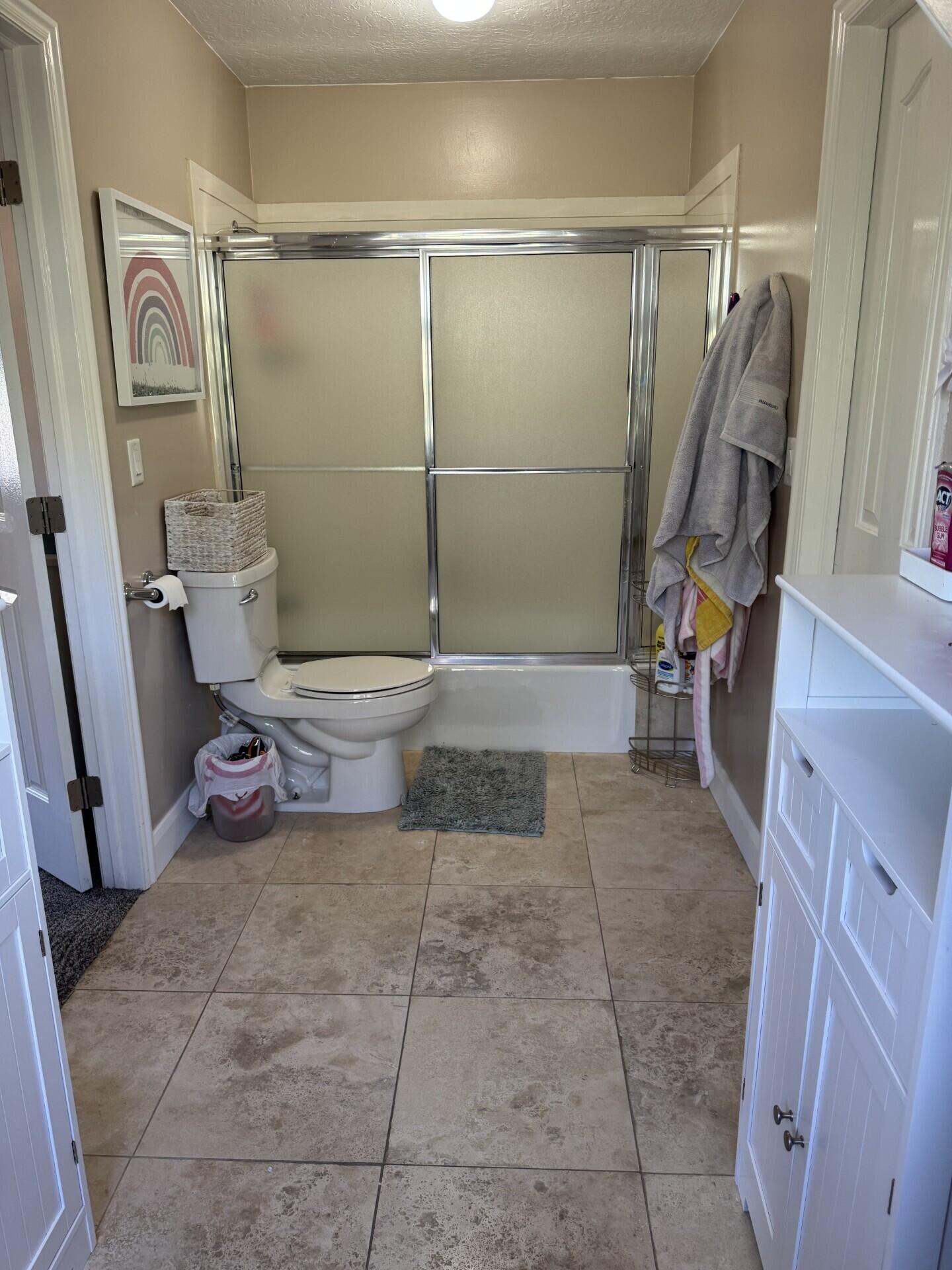 WINCHESTER HILLS - Residential