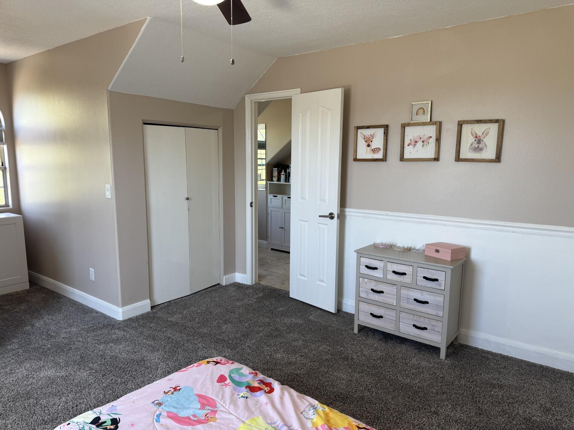 WINCHESTER HILLS - Residential