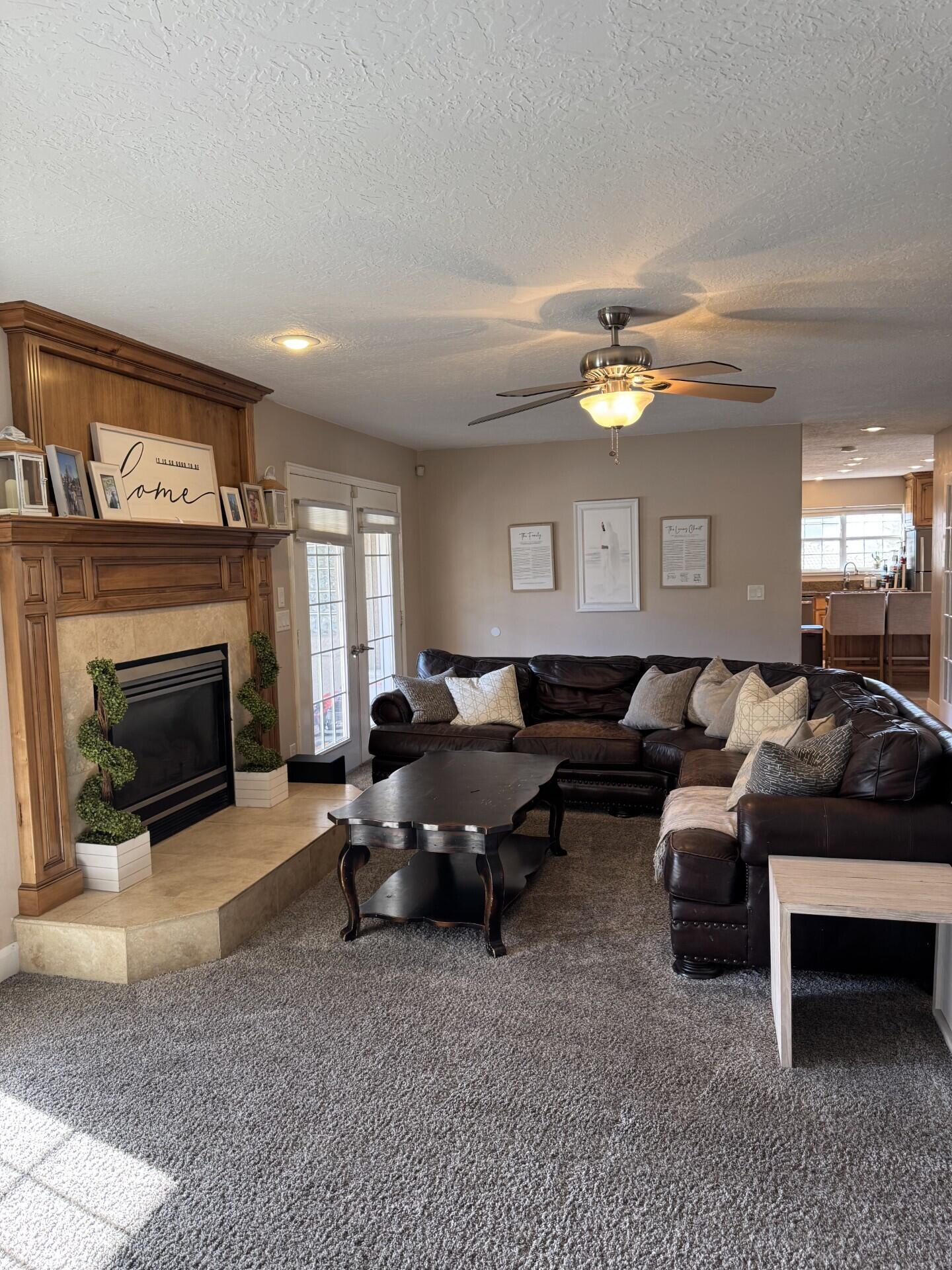 WINCHESTER HILLS - Residential