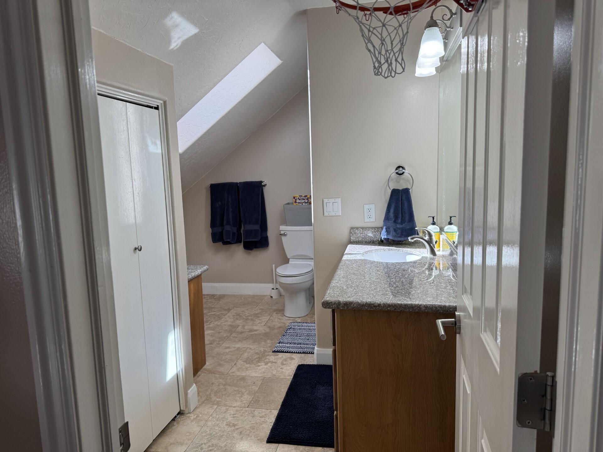 WINCHESTER HILLS - Residential