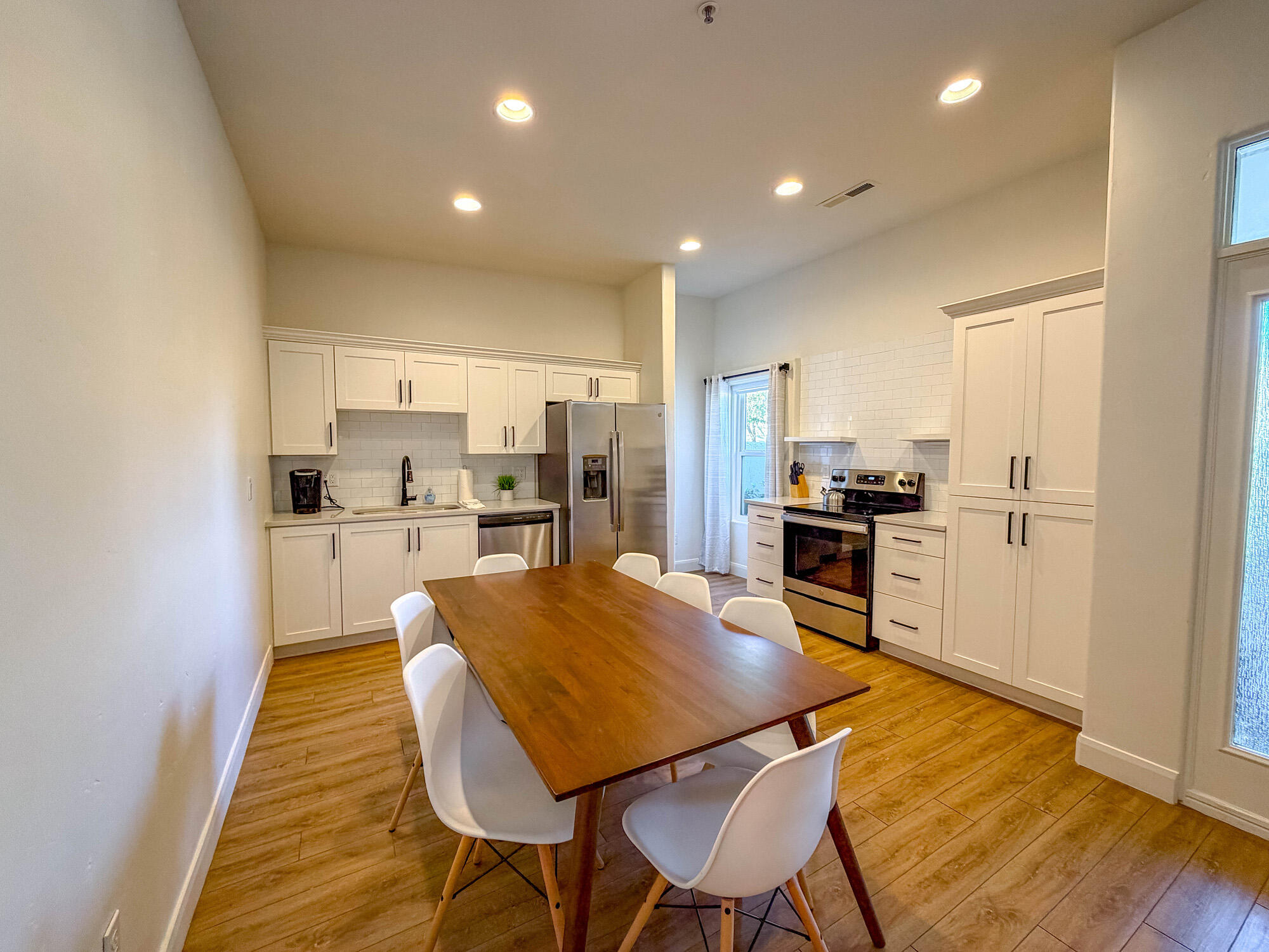 AMIRA AT GREEN VALLEY - Residential