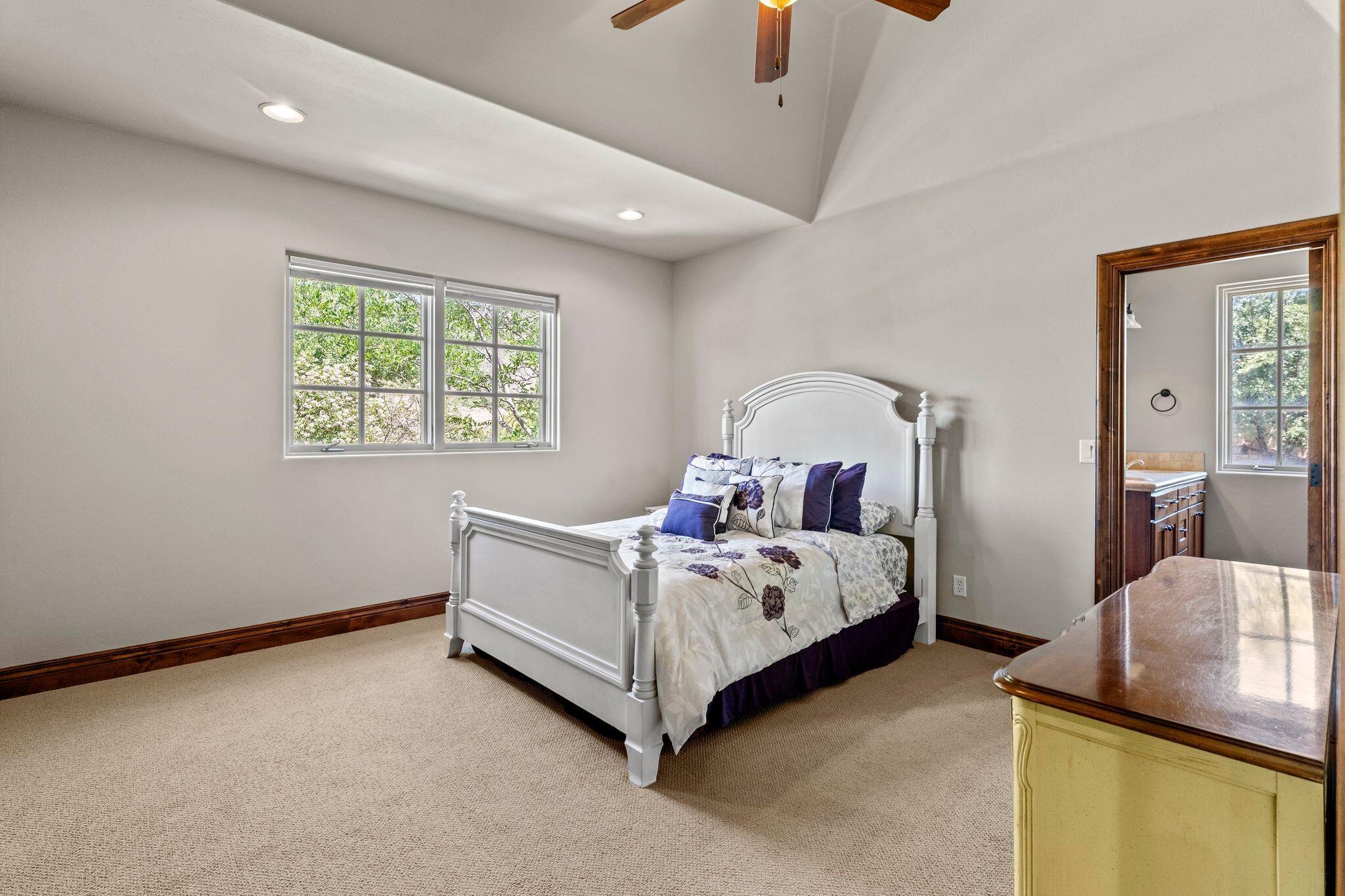 WOODS AT VALLEY VIEW - Residential