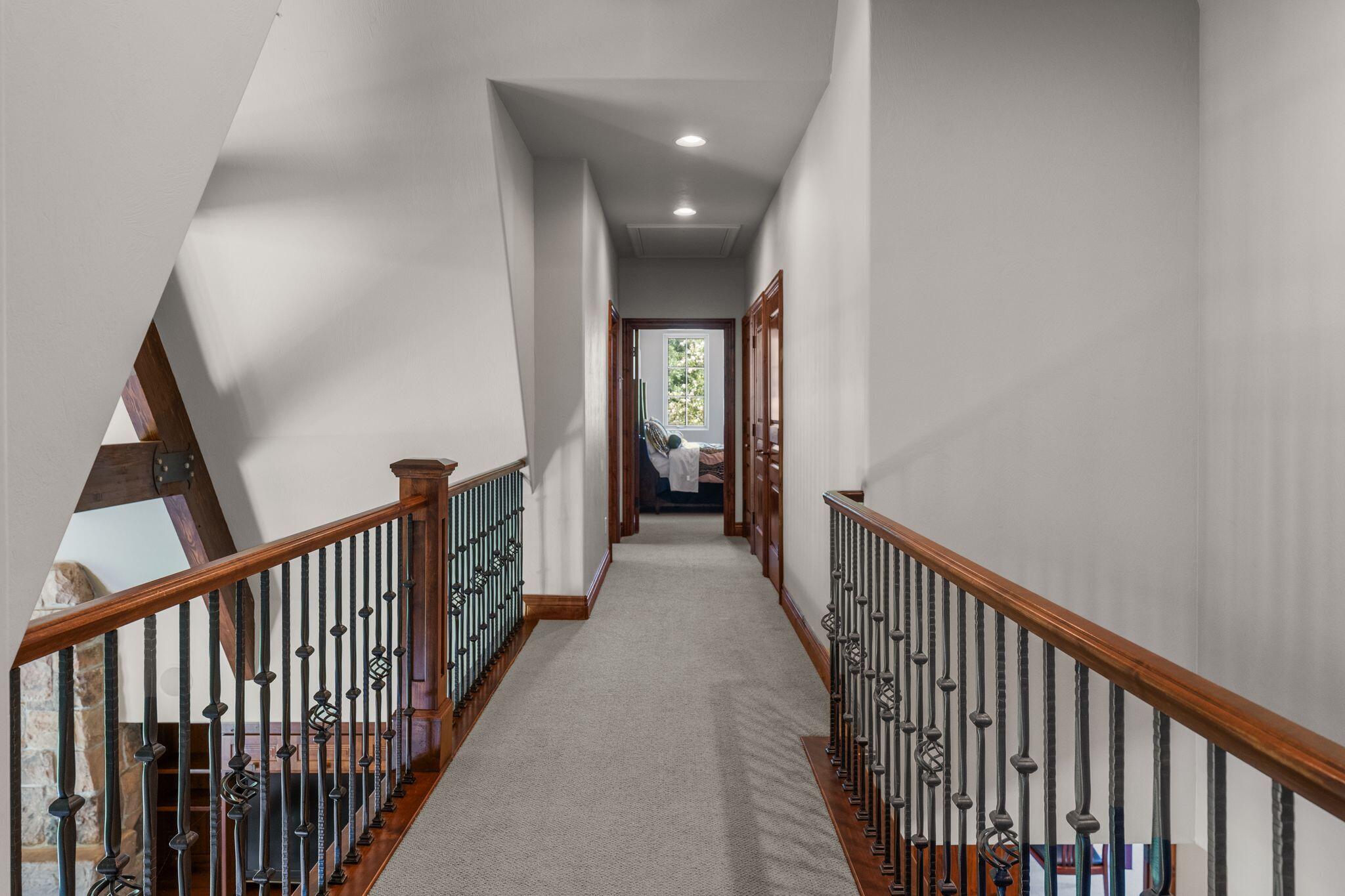 WOODS AT VALLEY VIEW - Residential