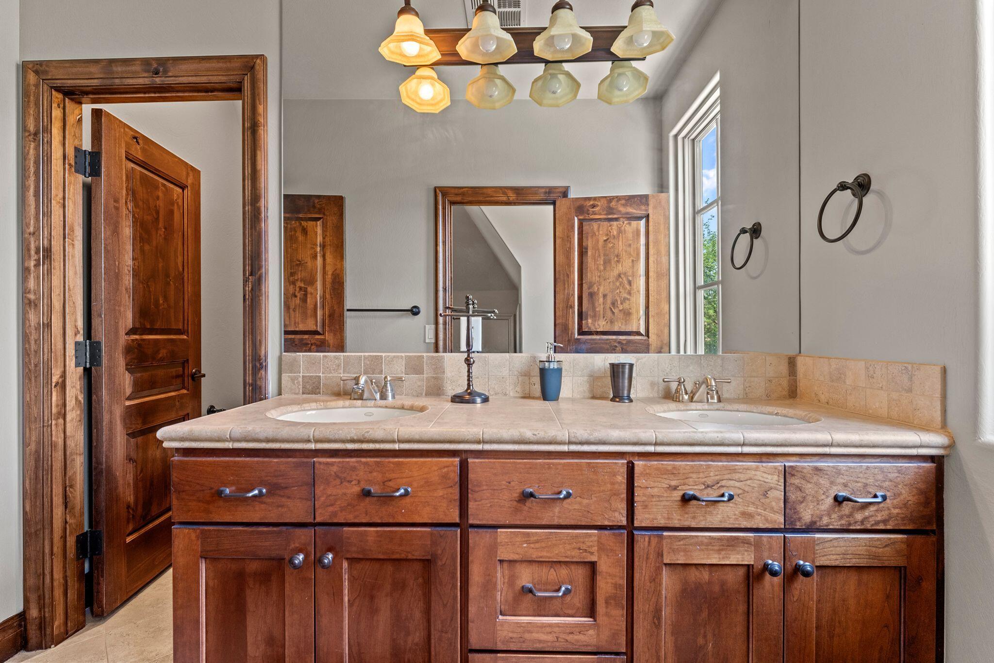 WOODS AT VALLEY VIEW - Residential