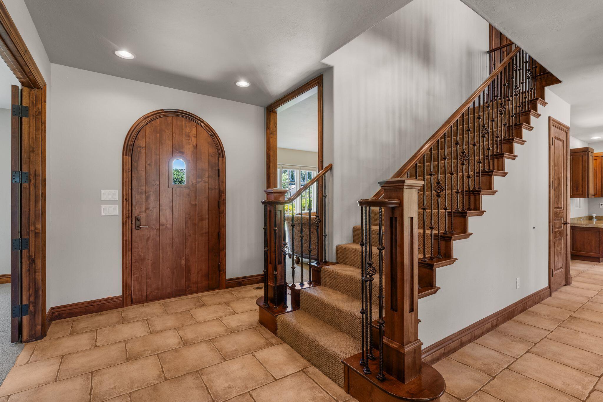 WOODS AT VALLEY VIEW - Residential