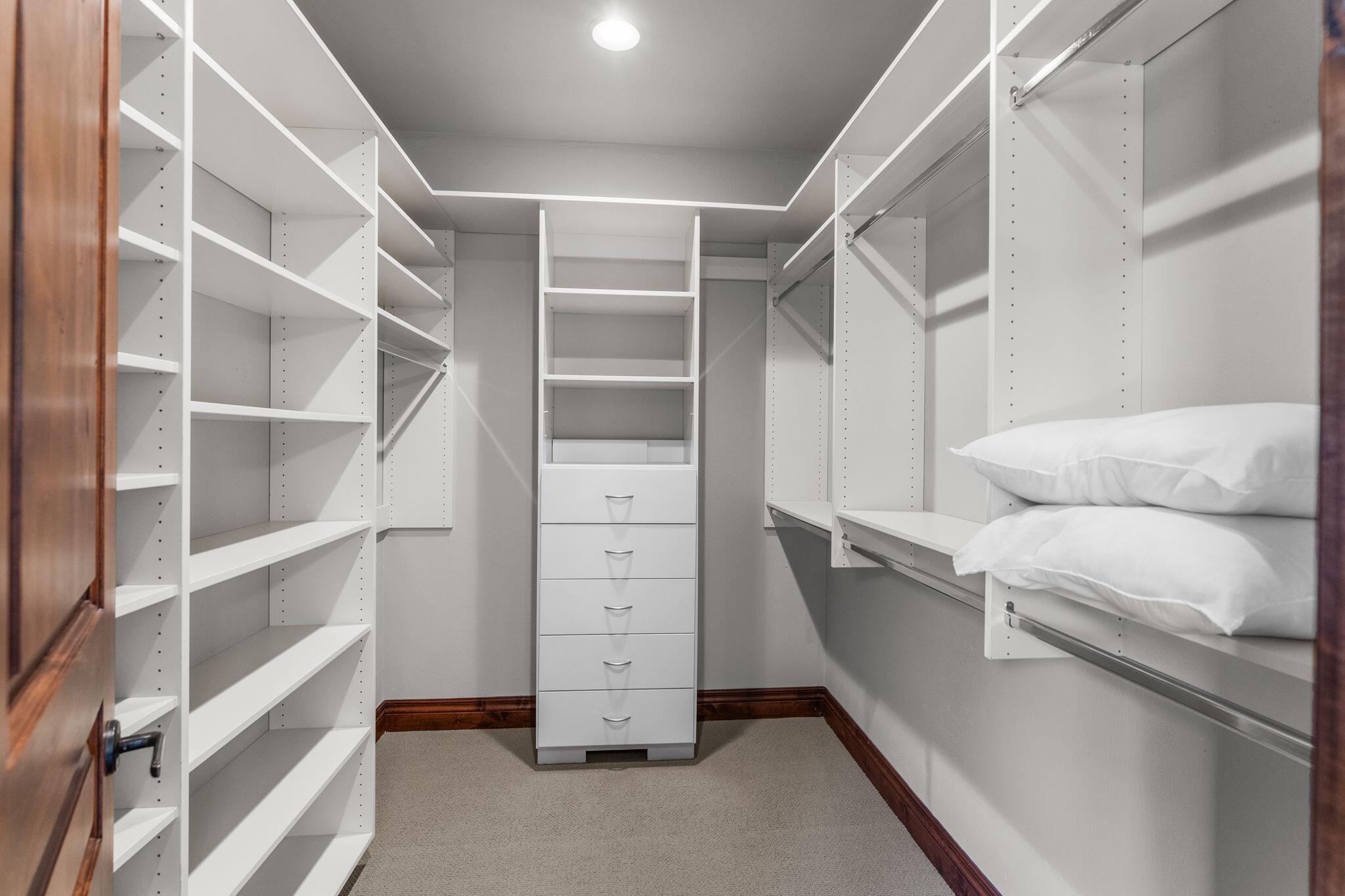 WOODS AT VALLEY VIEW - Residential