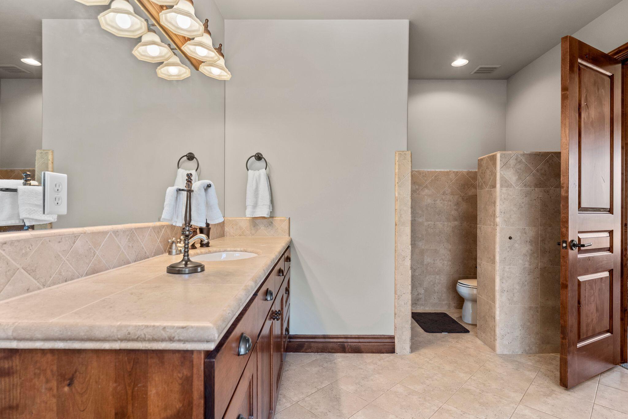 WOODS AT VALLEY VIEW - Residential