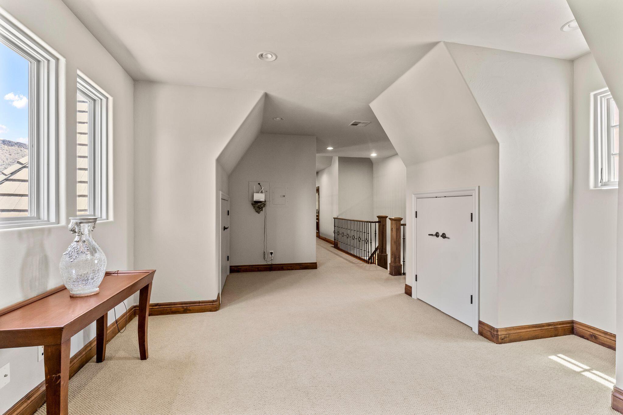 WOODS AT VALLEY VIEW - Residential