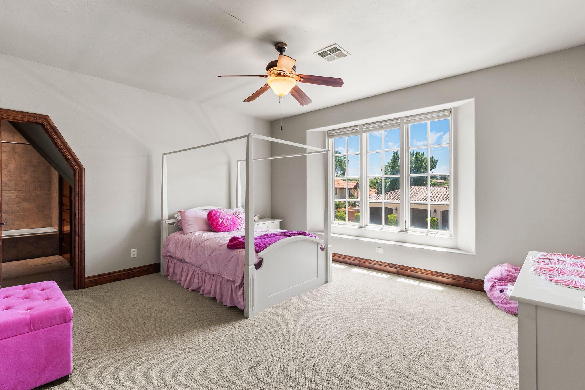 WOODS AT VALLEY VIEW - Residential