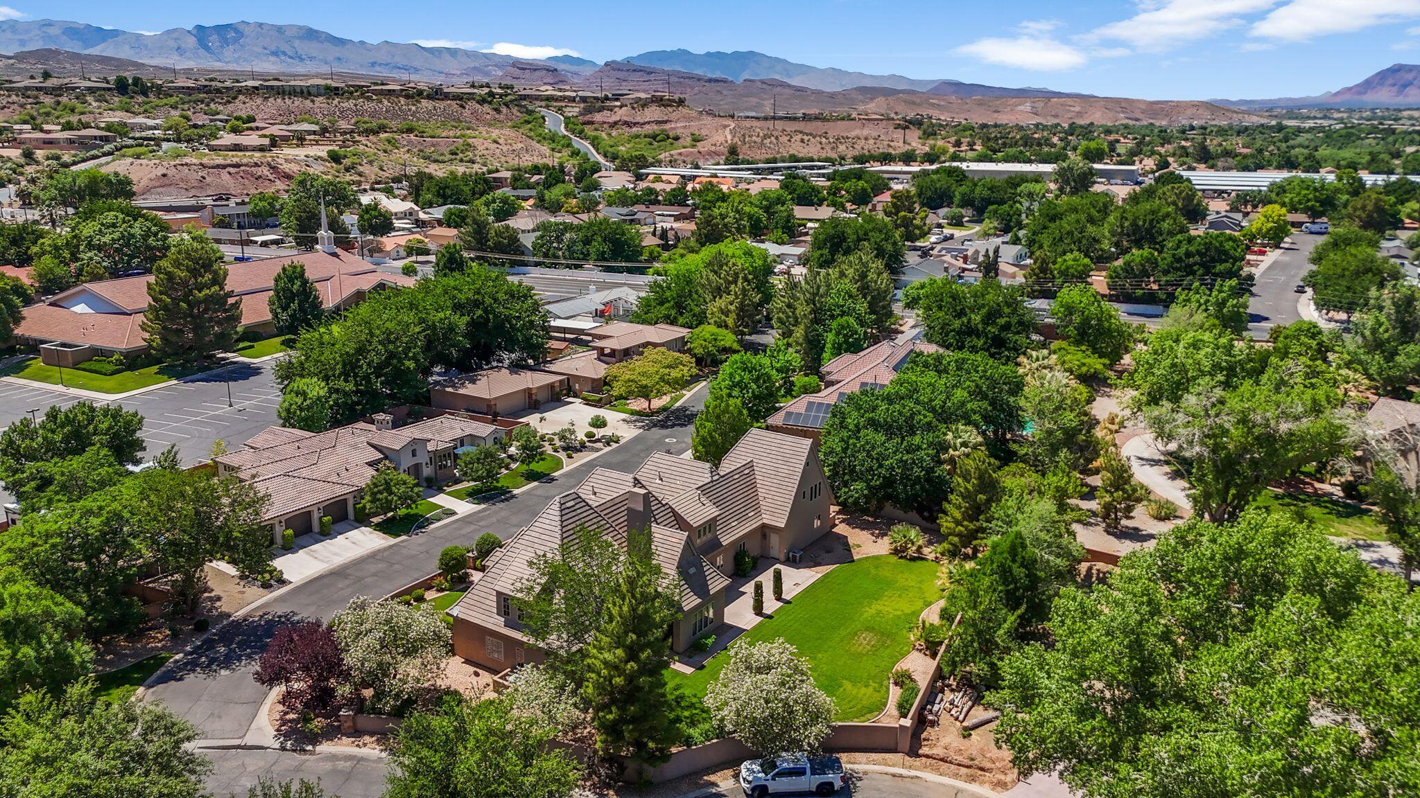 WOODS AT VALLEY VIEW - Residential