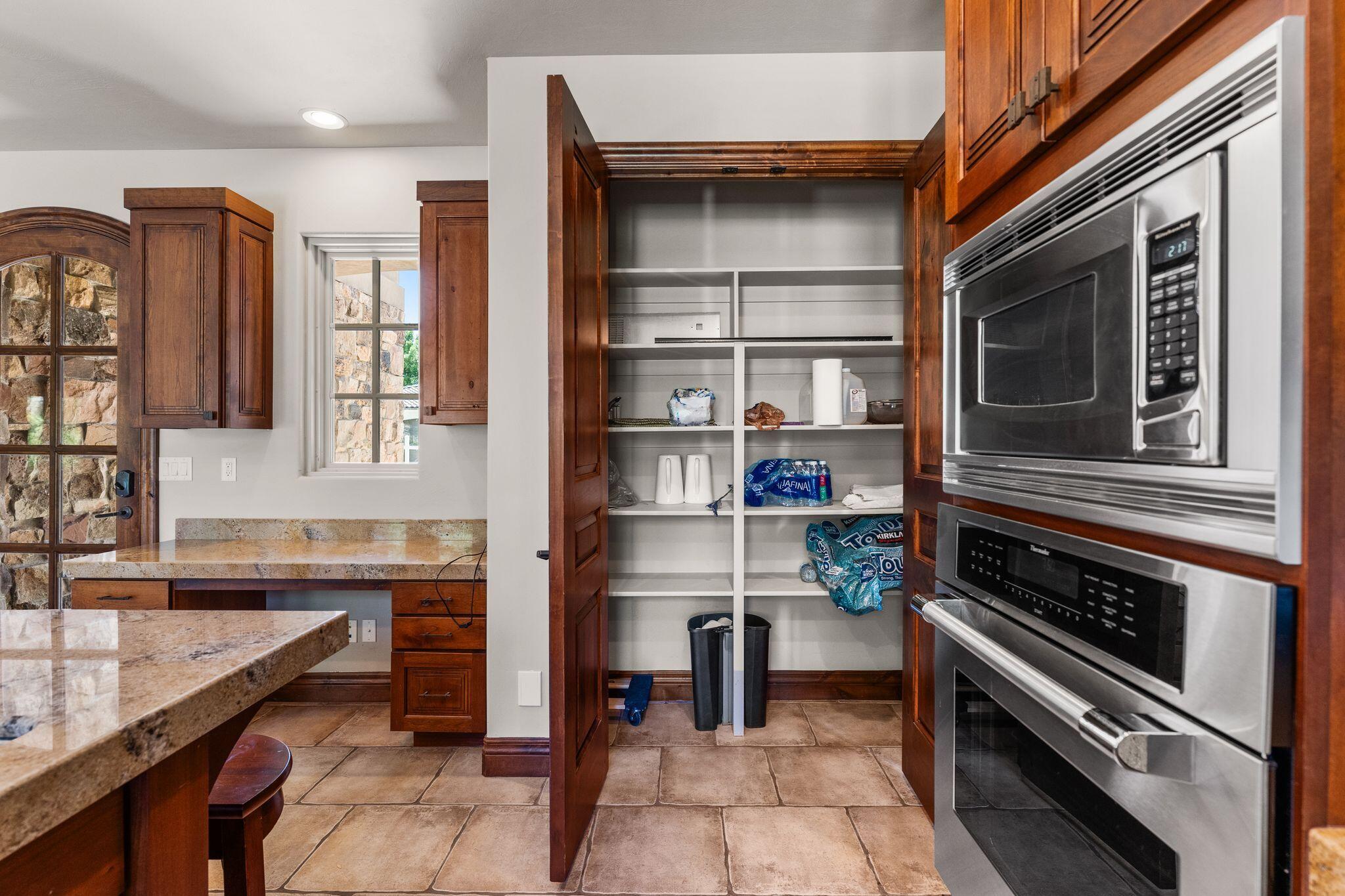 WOODS AT VALLEY VIEW - Residential