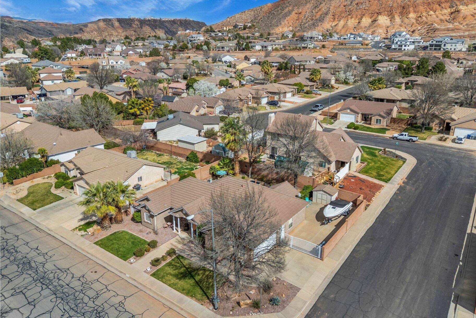 INDIAN SPRINGS - Residential