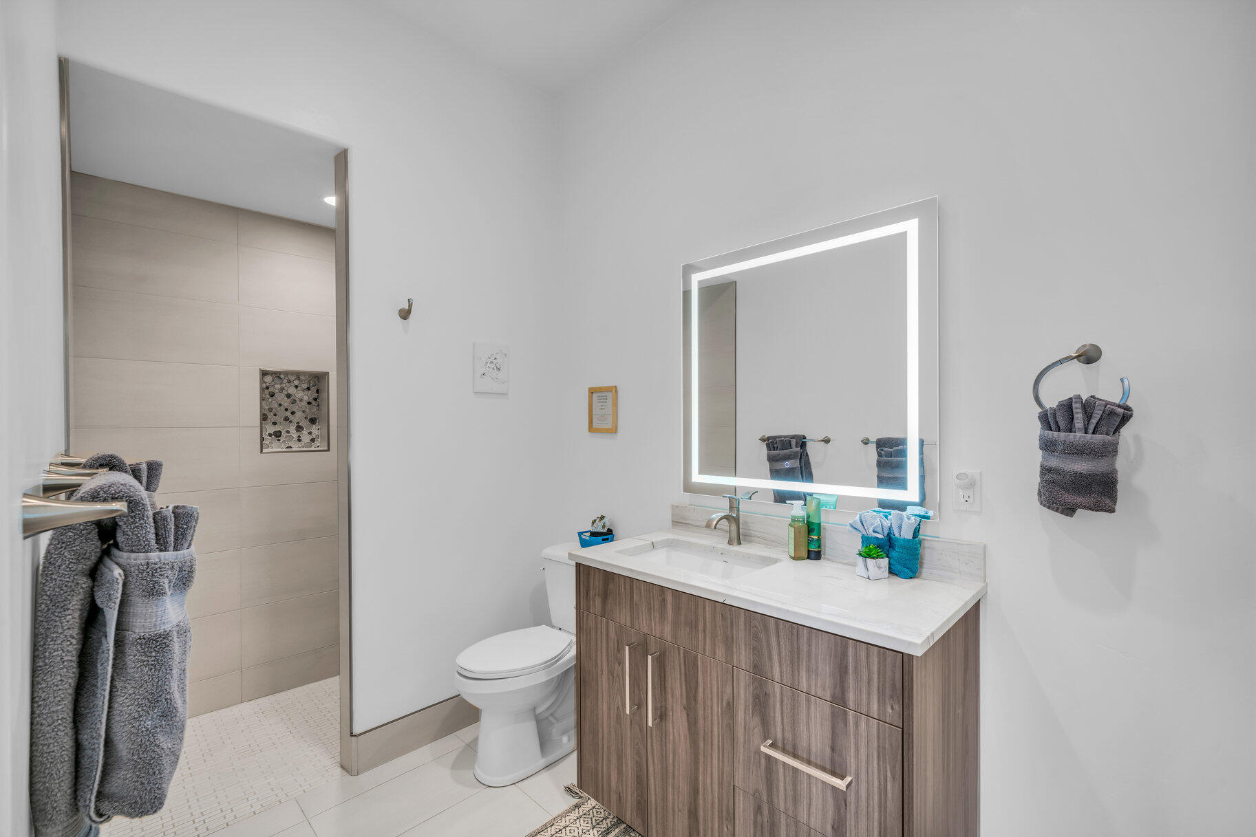 INDEPENDENCE POINT - Residential