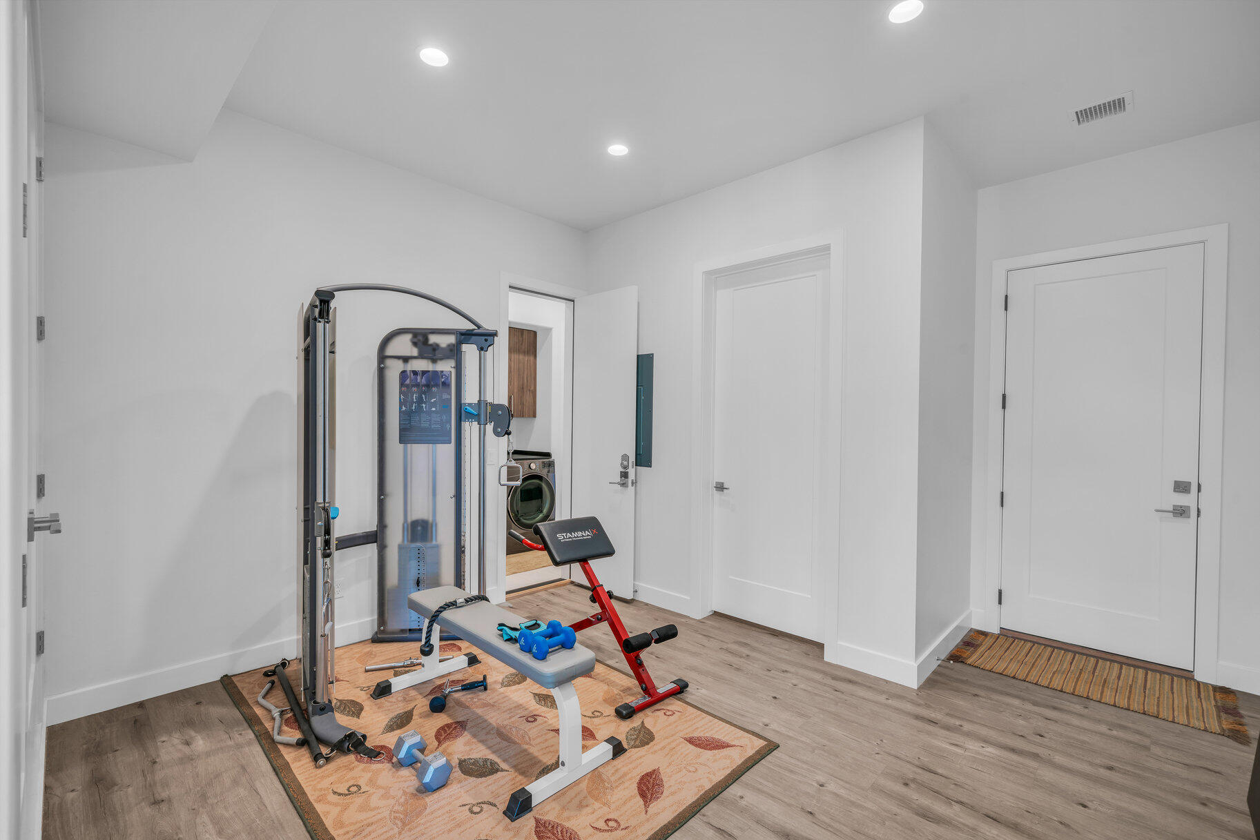 INDEPENDENCE POINT - Residential