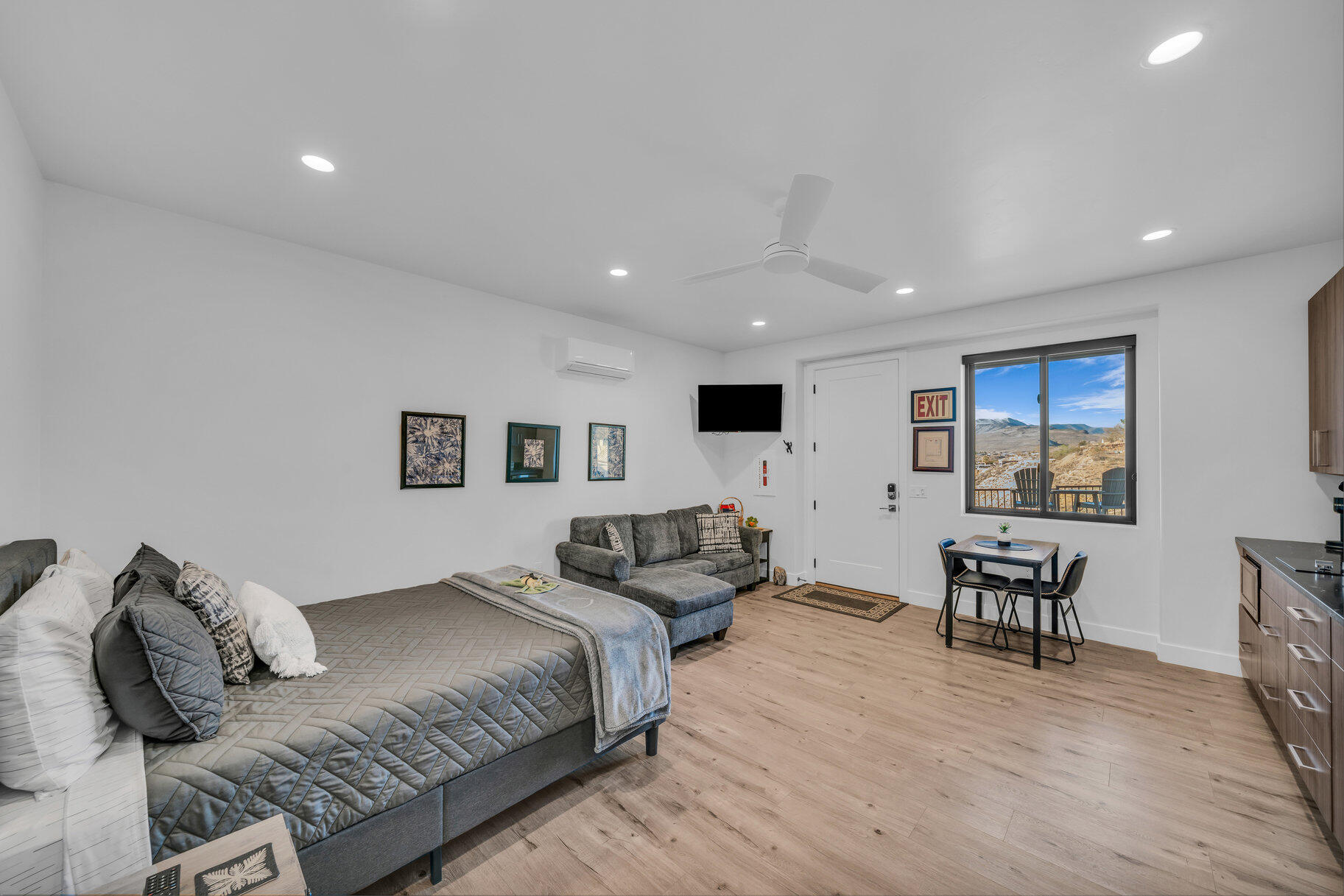 INDEPENDENCE POINT - Residential