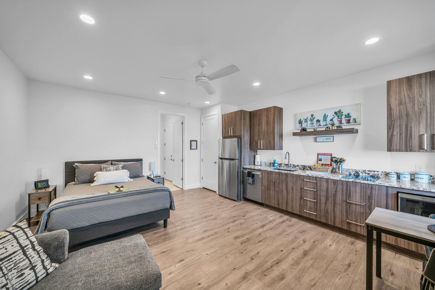 INDEPENDENCE POINT - Residential