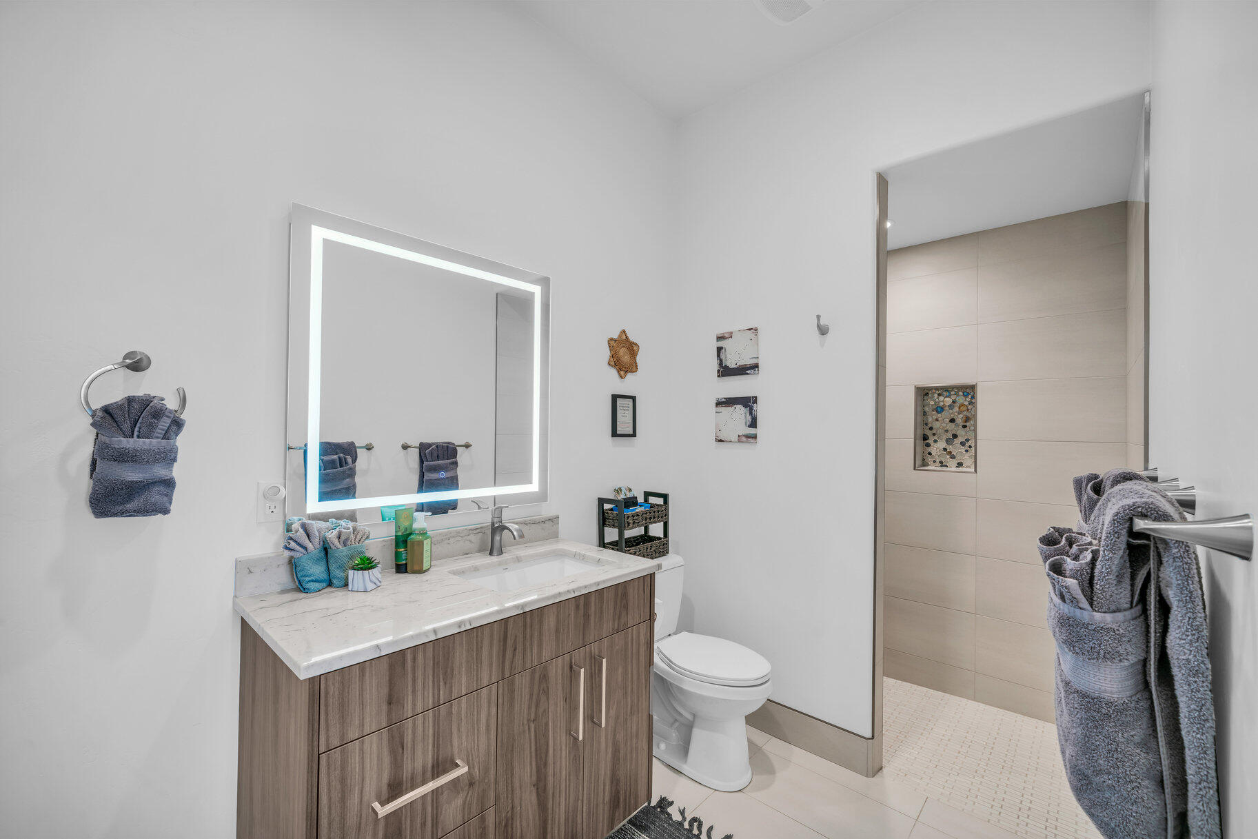 INDEPENDENCE POINT - Residential