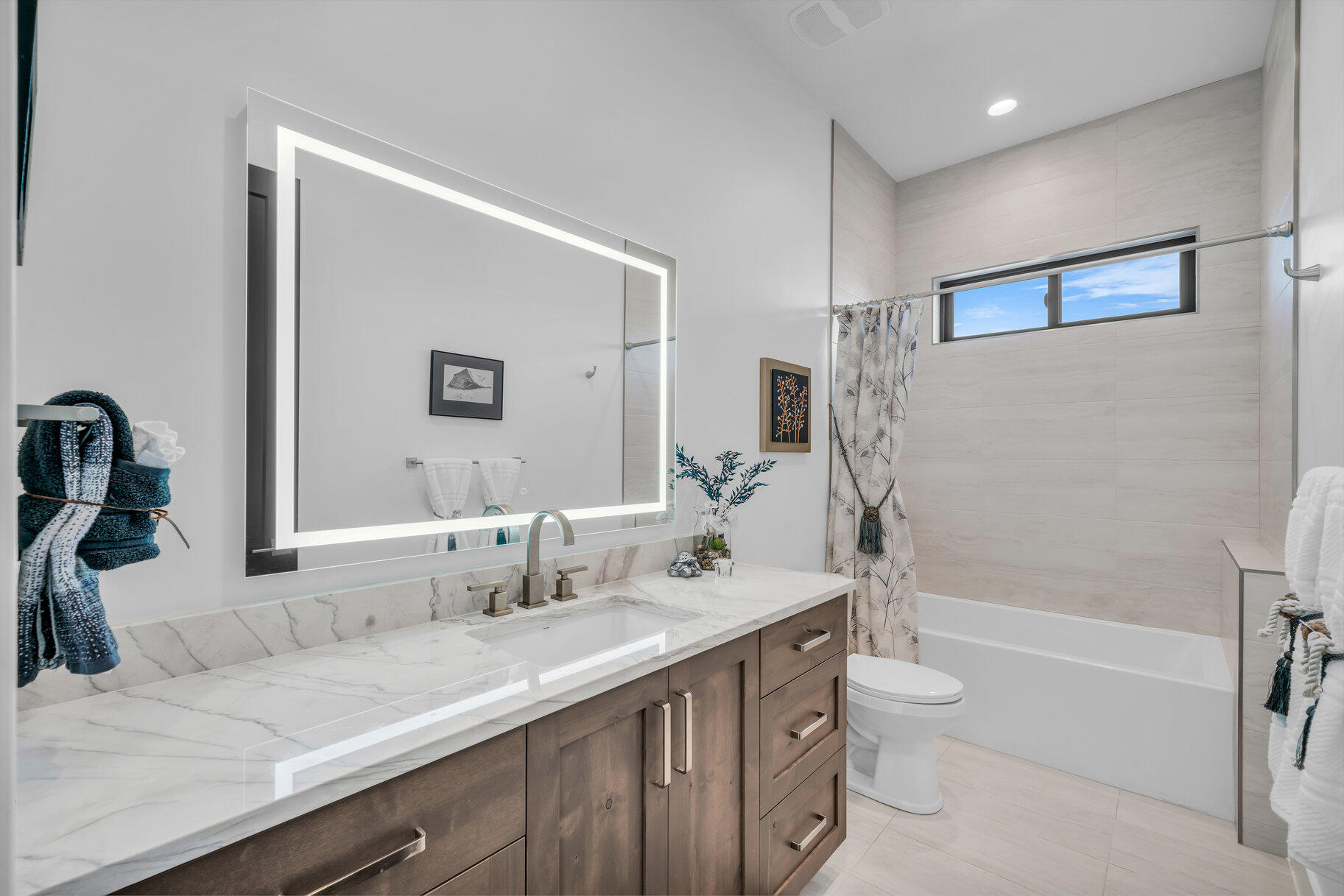 INDEPENDENCE POINT - Residential