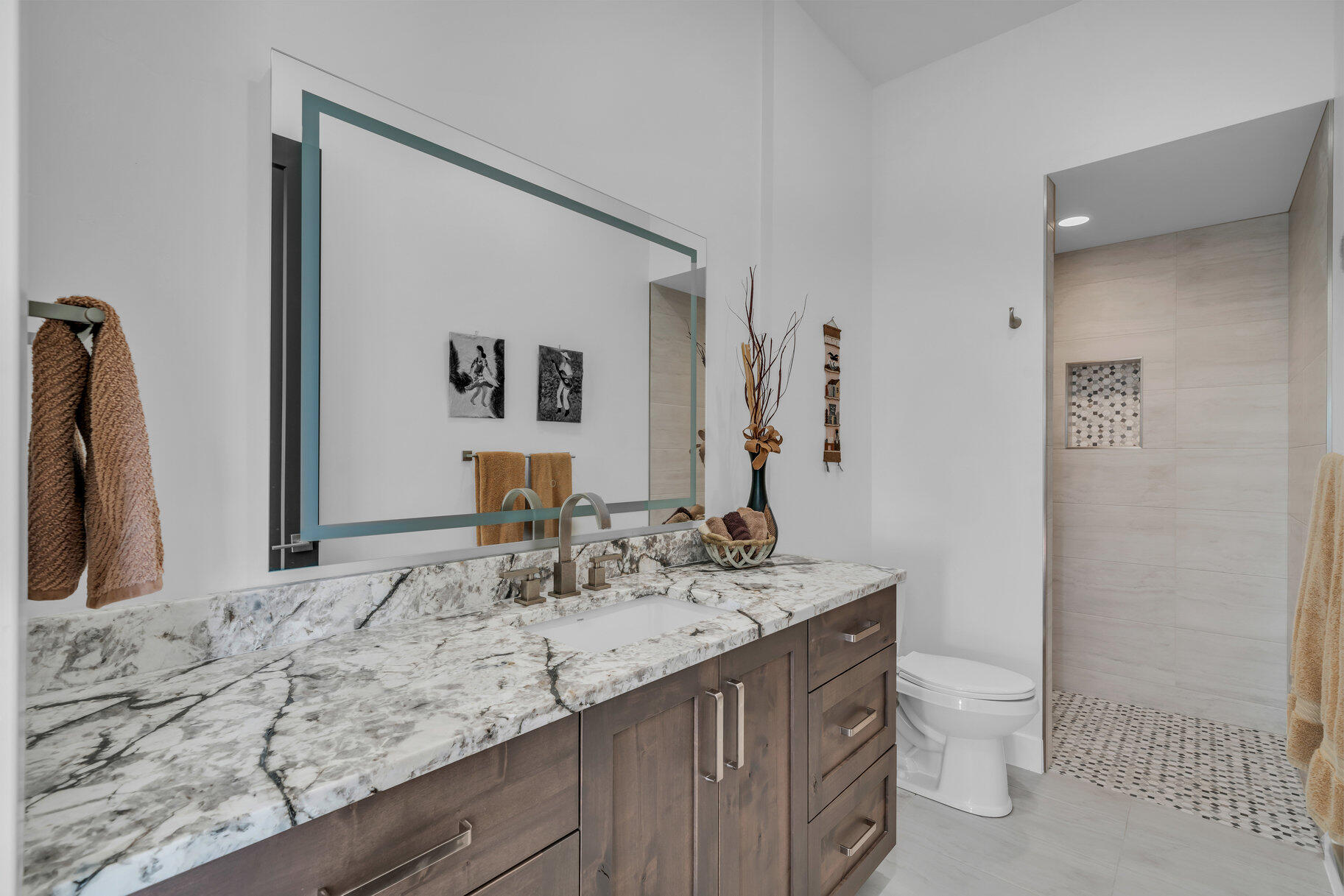 INDEPENDENCE POINT - Residential