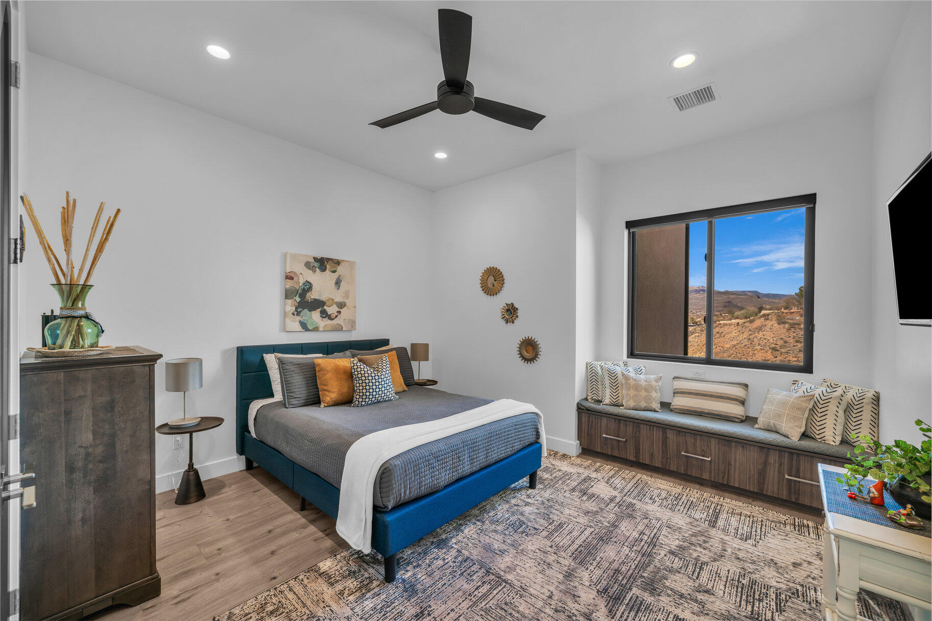 INDEPENDENCE POINT - Residential