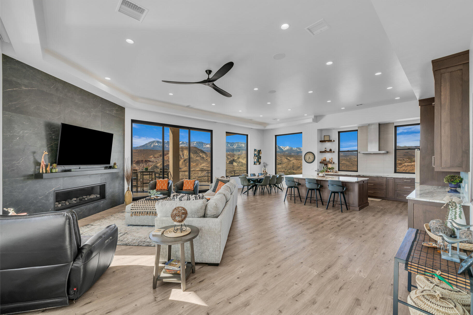 INDEPENDENCE POINT - Residential