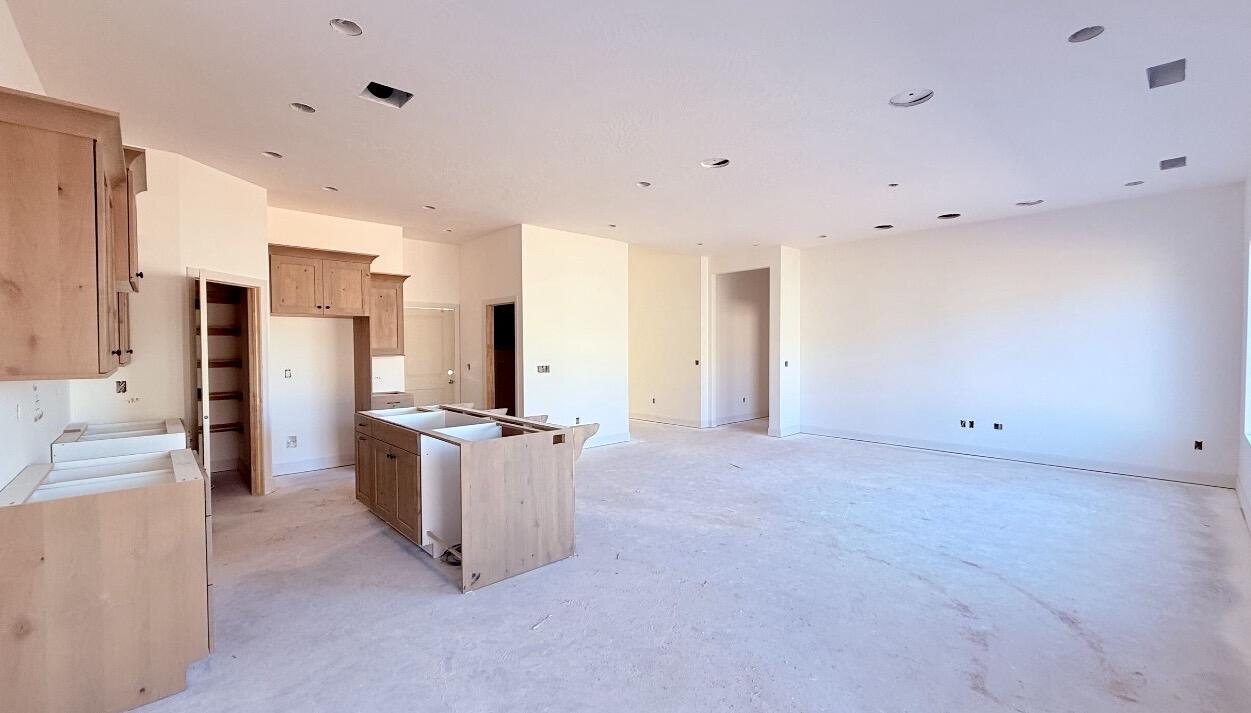 RIVERBEND AT SUNRISE VALLEY - Residential