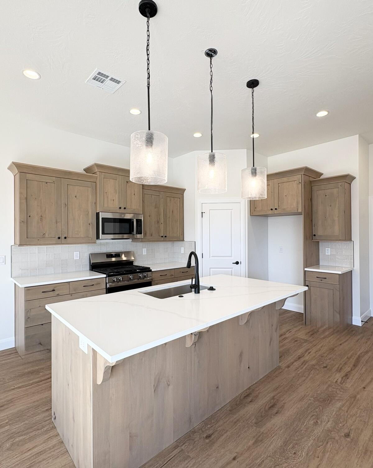 RIVERBEND AT SUNRISE VALLEY - Residential