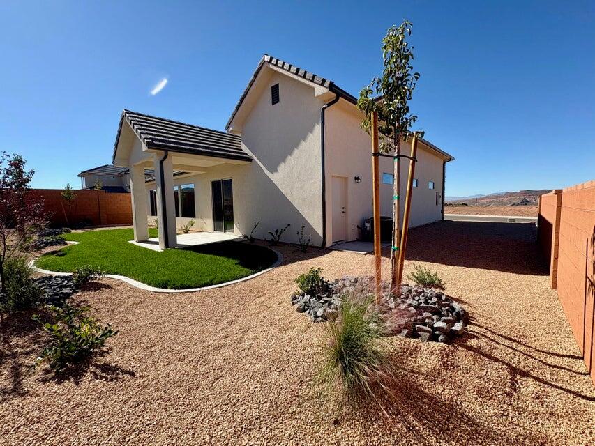 RIVERBEND AT SUNRISE VALLEY - Residential