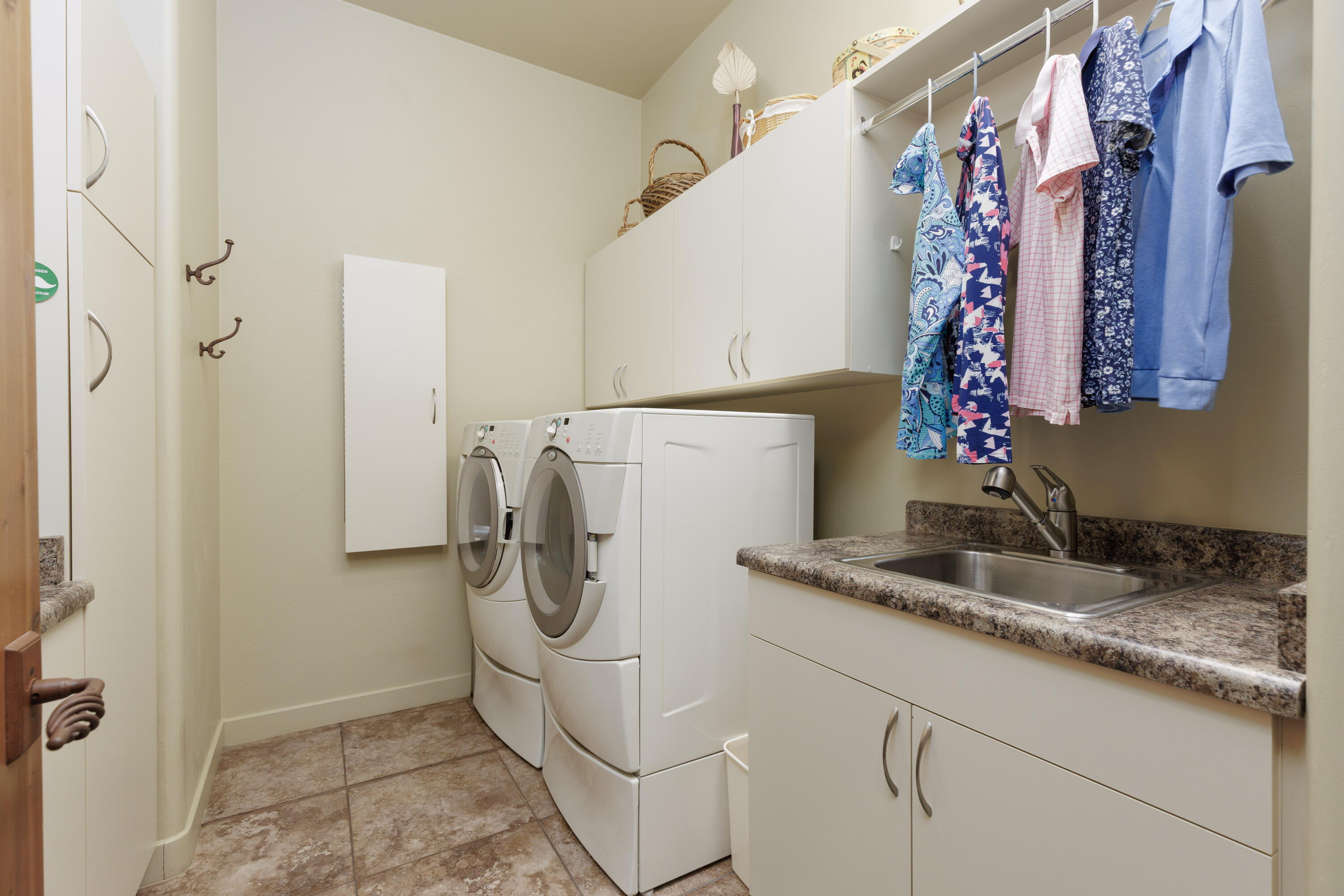 PINE BROOK - Residential