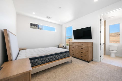 Tiny photo for 682 W High Tide Place 130 #130, Saint George, UT 84790 (MLS # 26-276957)