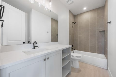 Tiny photo for 682 W High Tide Place 130 #130, Saint George, UT 84790 (MLS # 26-276957)