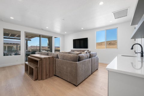 Tiny photo for 682 W High Tide Place 130 #130, Saint George, UT 84790 (MLS # 26-276957)