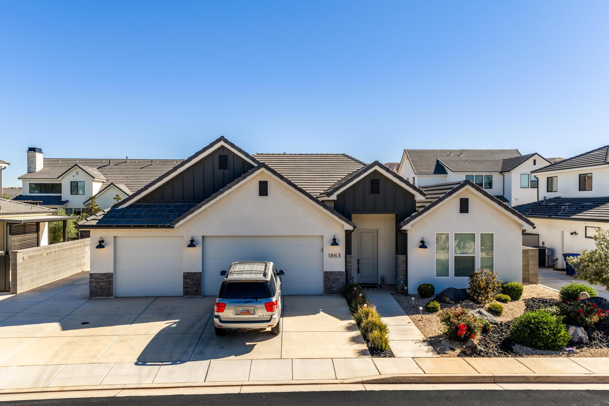 HERITAGE PLACE - Residential