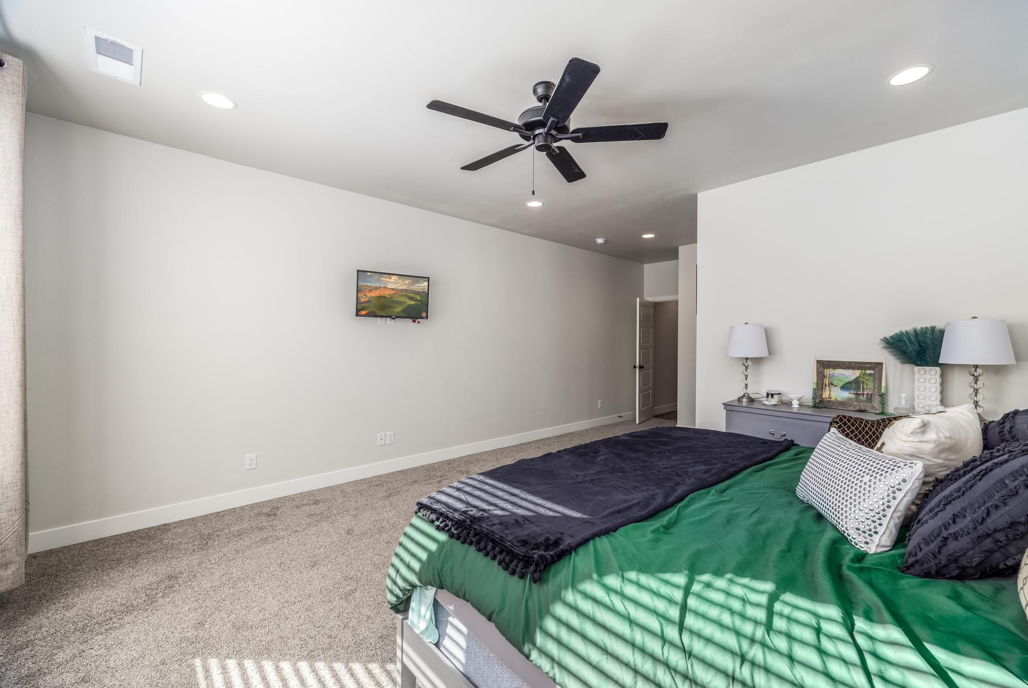 HERITAGE PLACE - Residential