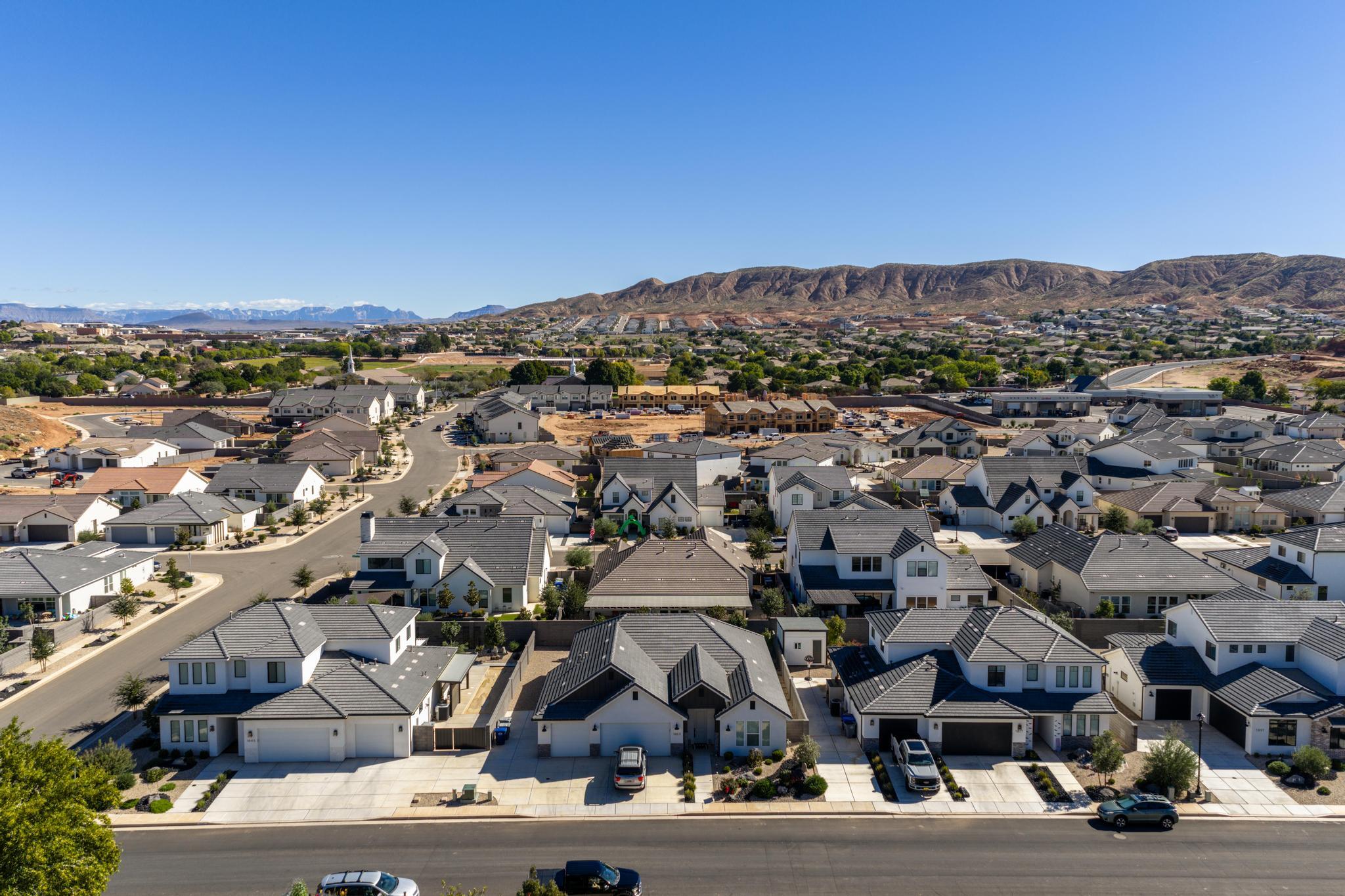 HERITAGE PLACE - Residential