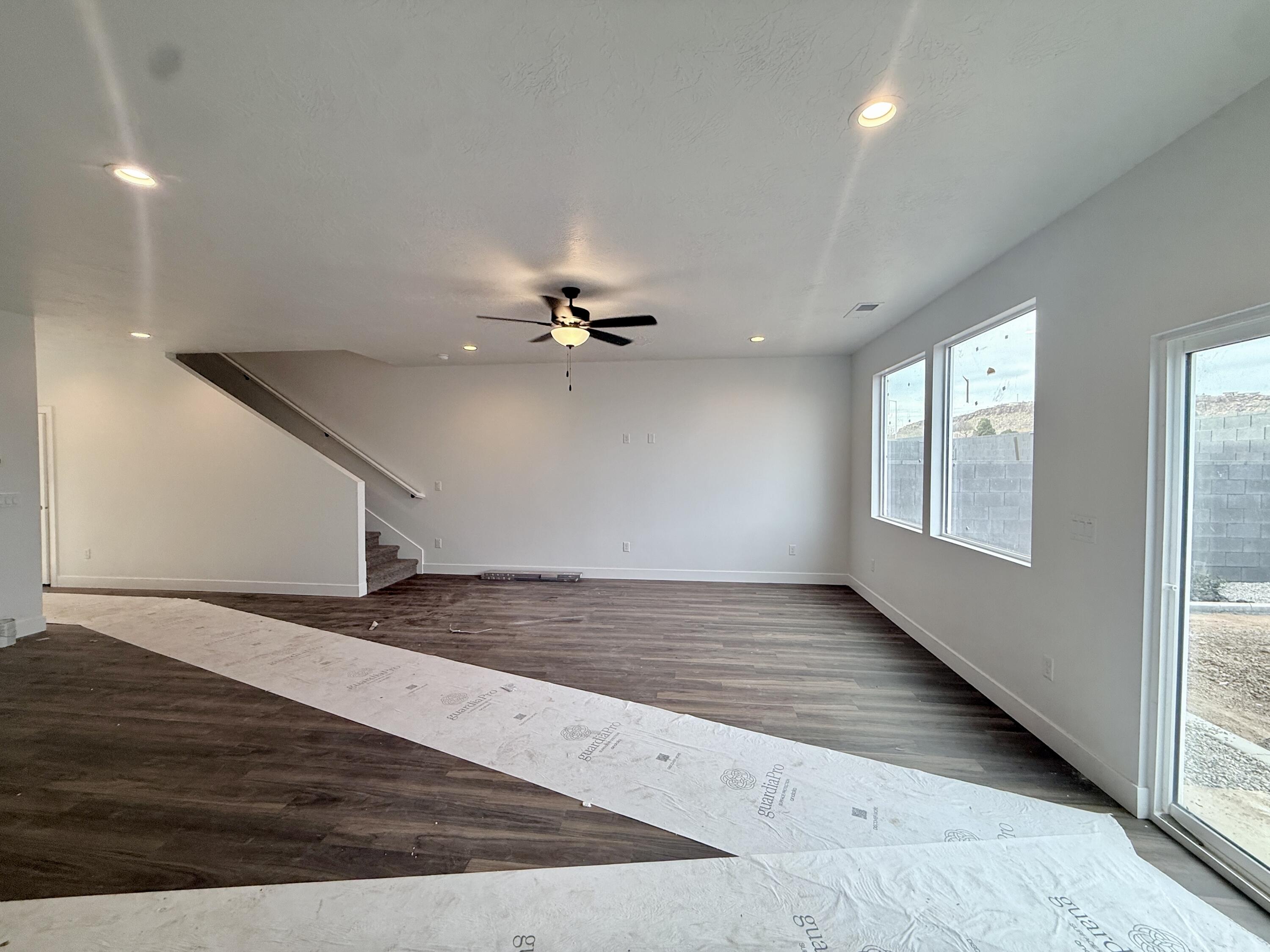 SUNIVA - Residential