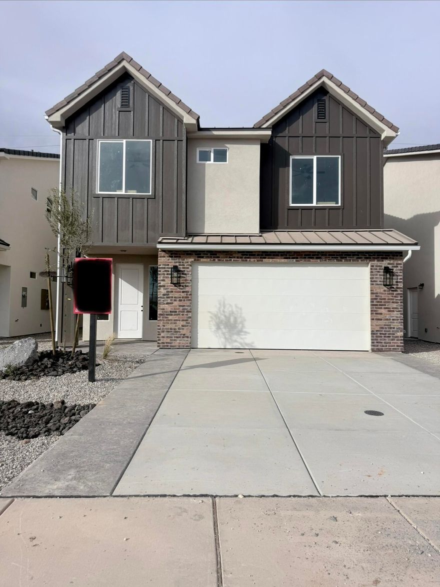 Discover our new Garden Homes, featuring GE appliances, 9-foot ceilings, quartz countertops, and LVP flooring. Enjoy front and back landscaping, a recirculation pump, radiant roof barrier, video doorbell, smart thermostat, and fiber-optic internet—all designed for comfort, efficiency, and modern living in this beautiful new community.