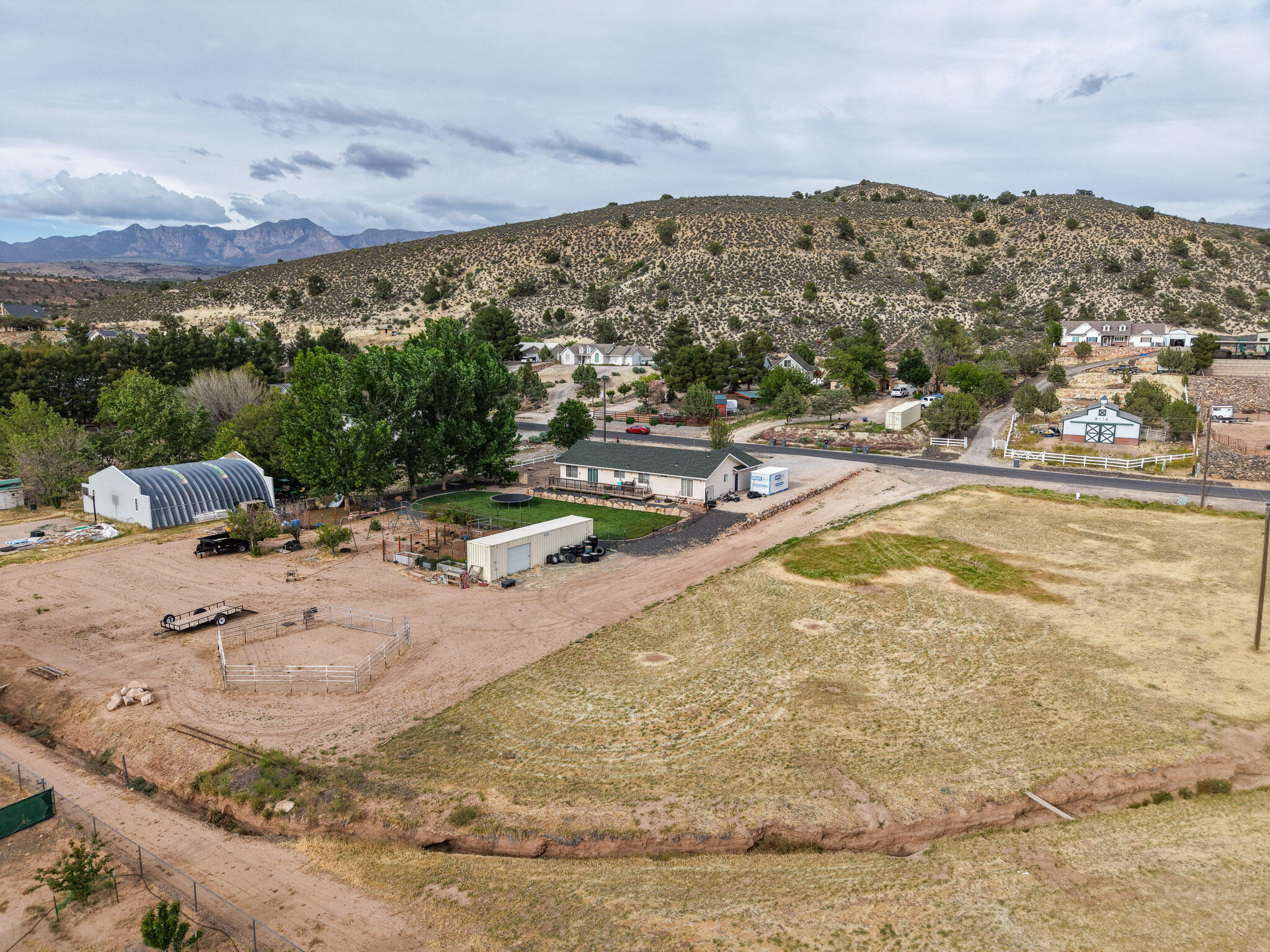 DIAMOND VALLEY ACRES - Residential