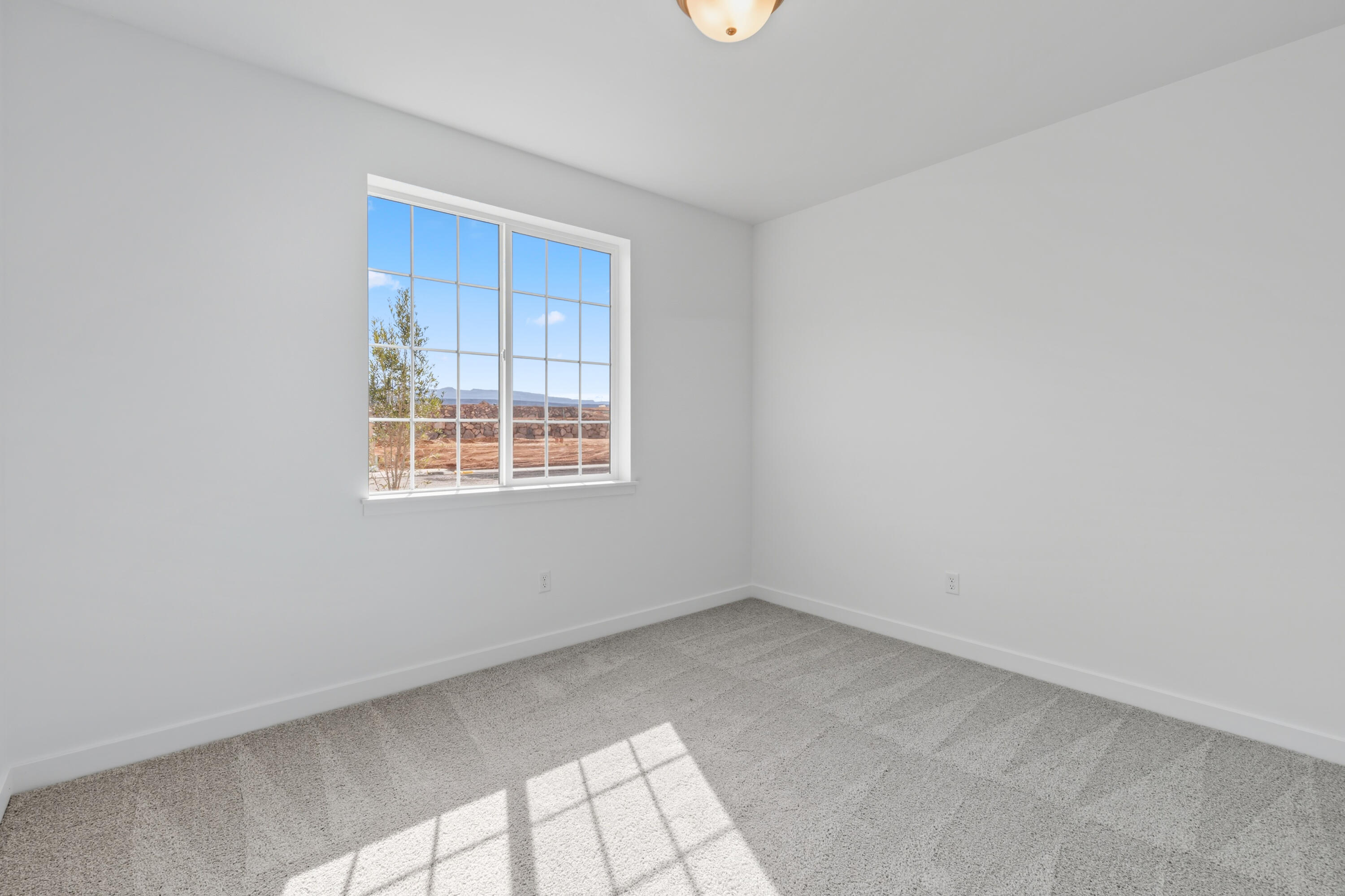 RED SLATE ESTATES - Residential