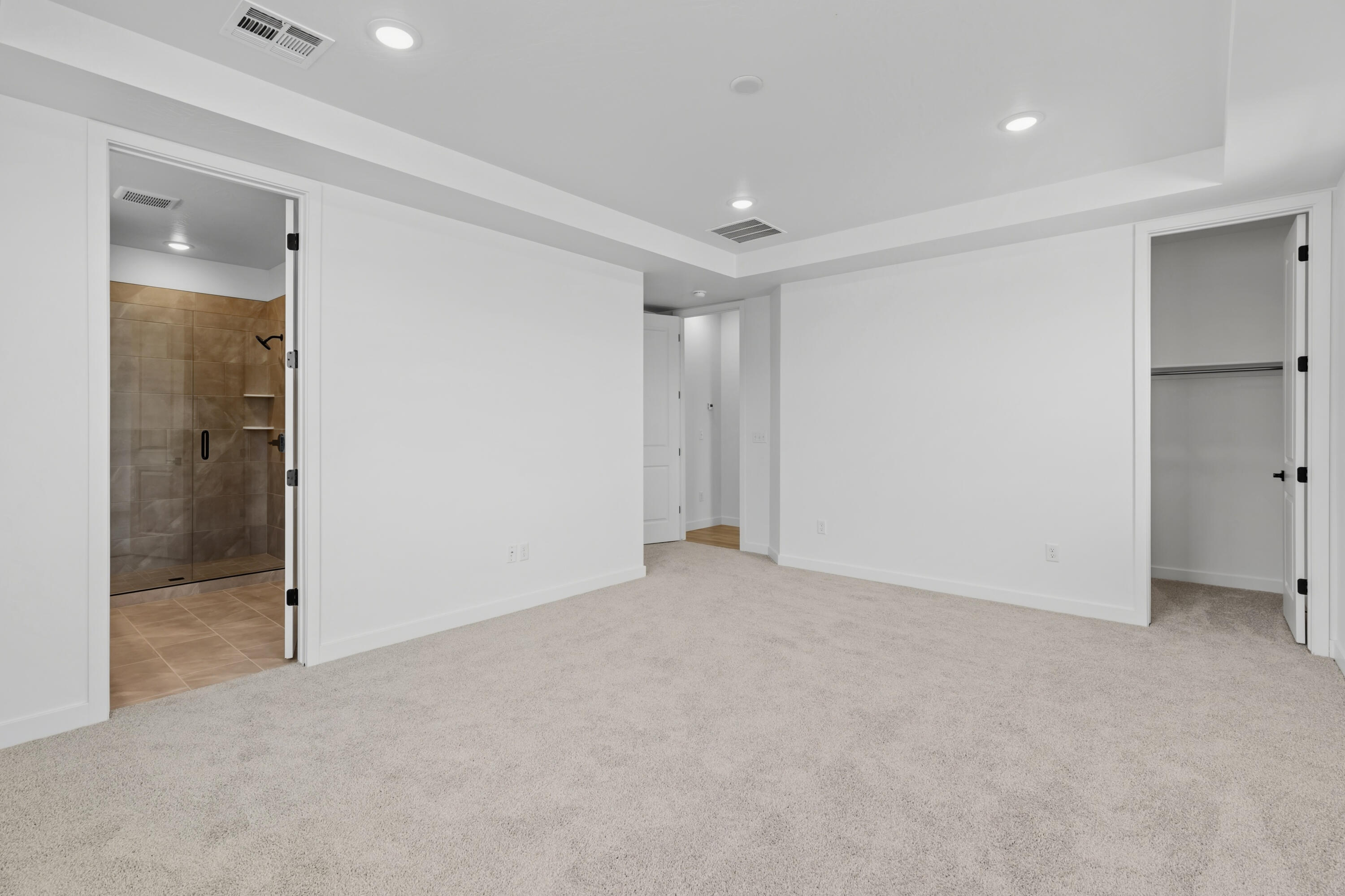 RED SLATE ESTATES - Residential