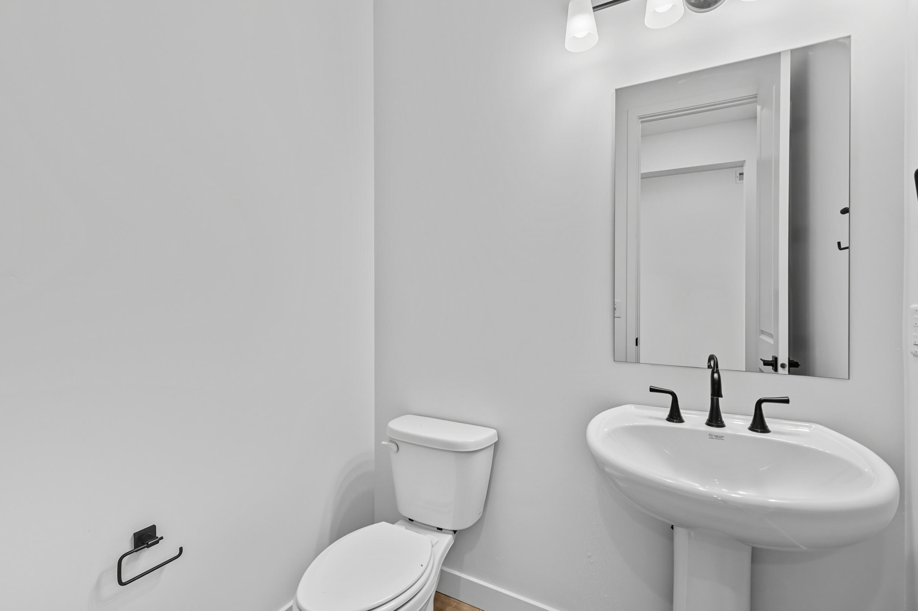 RED SLATE ESTATES - Residential