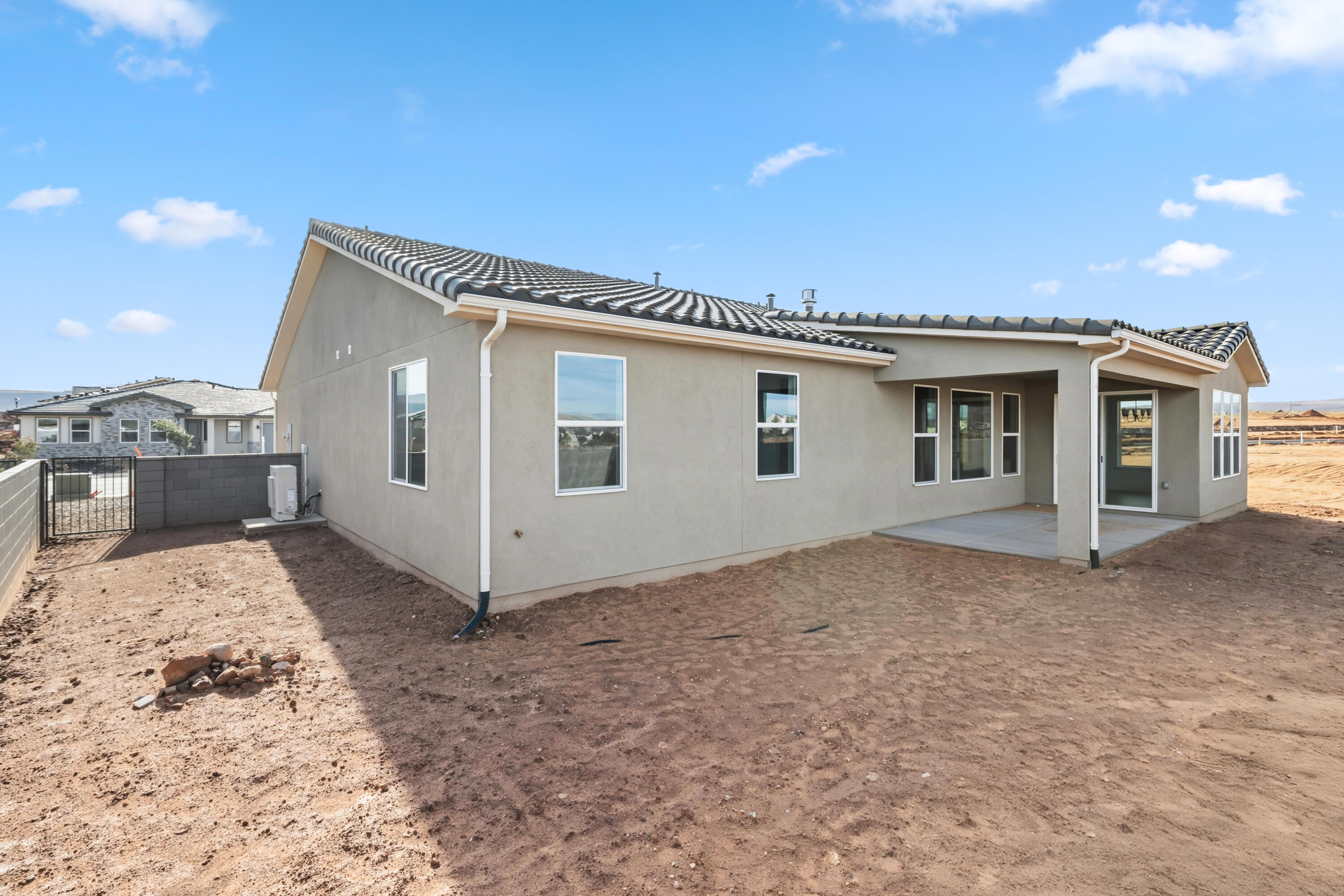 RED SLATE ESTATES - Residential