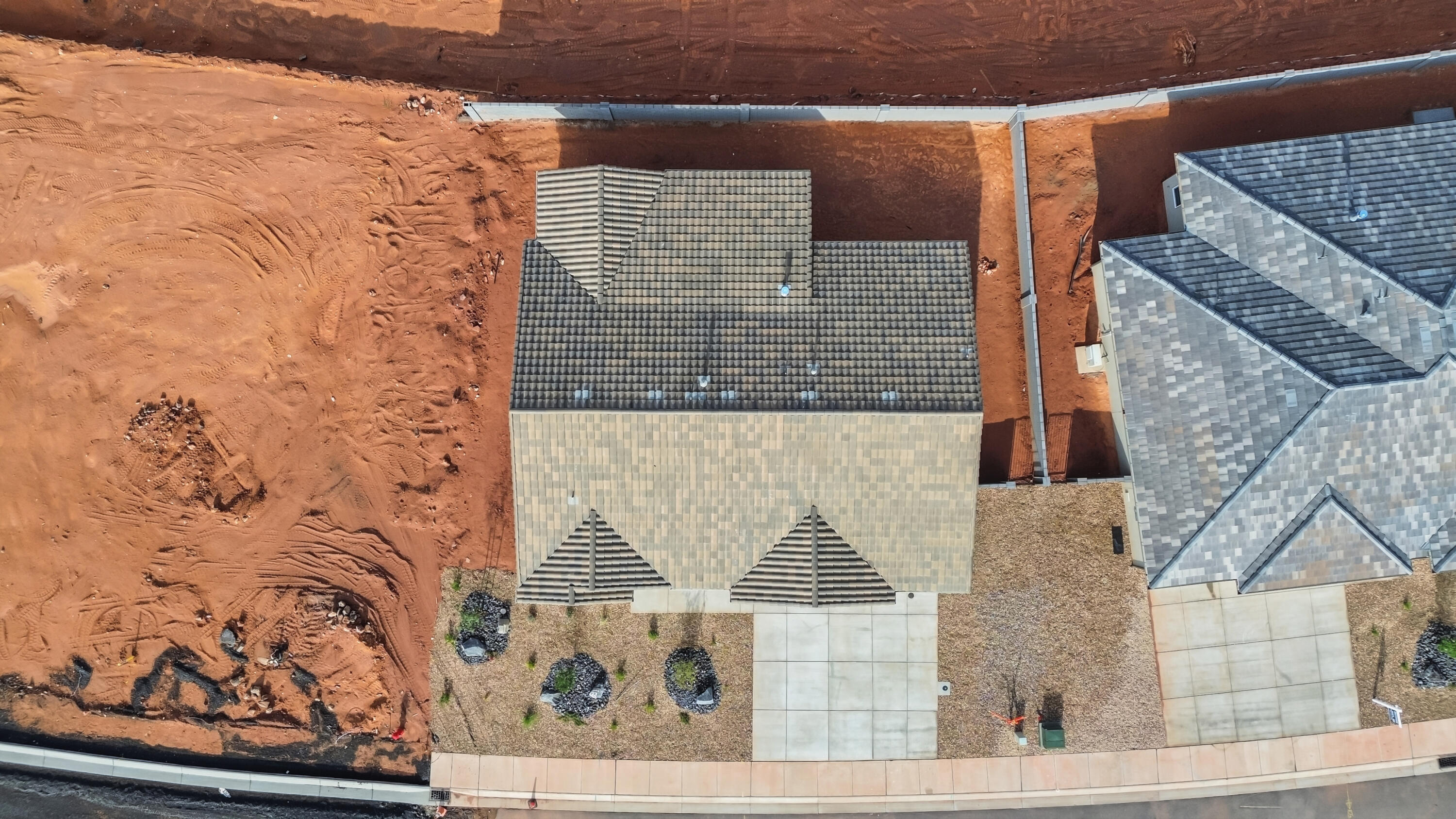 RED SLATE ESTATES - Residential