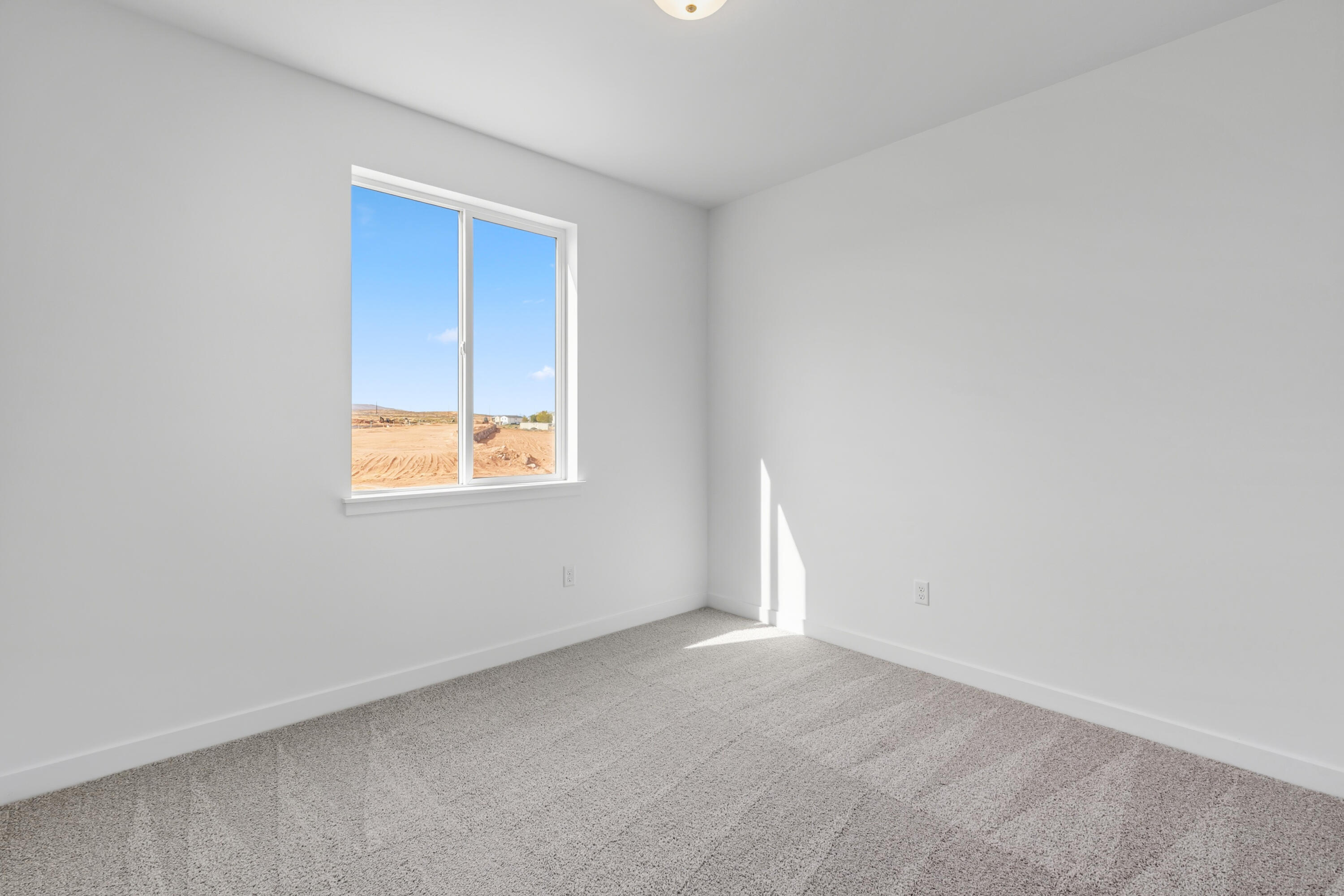 RED SLATE ESTATES - Residential