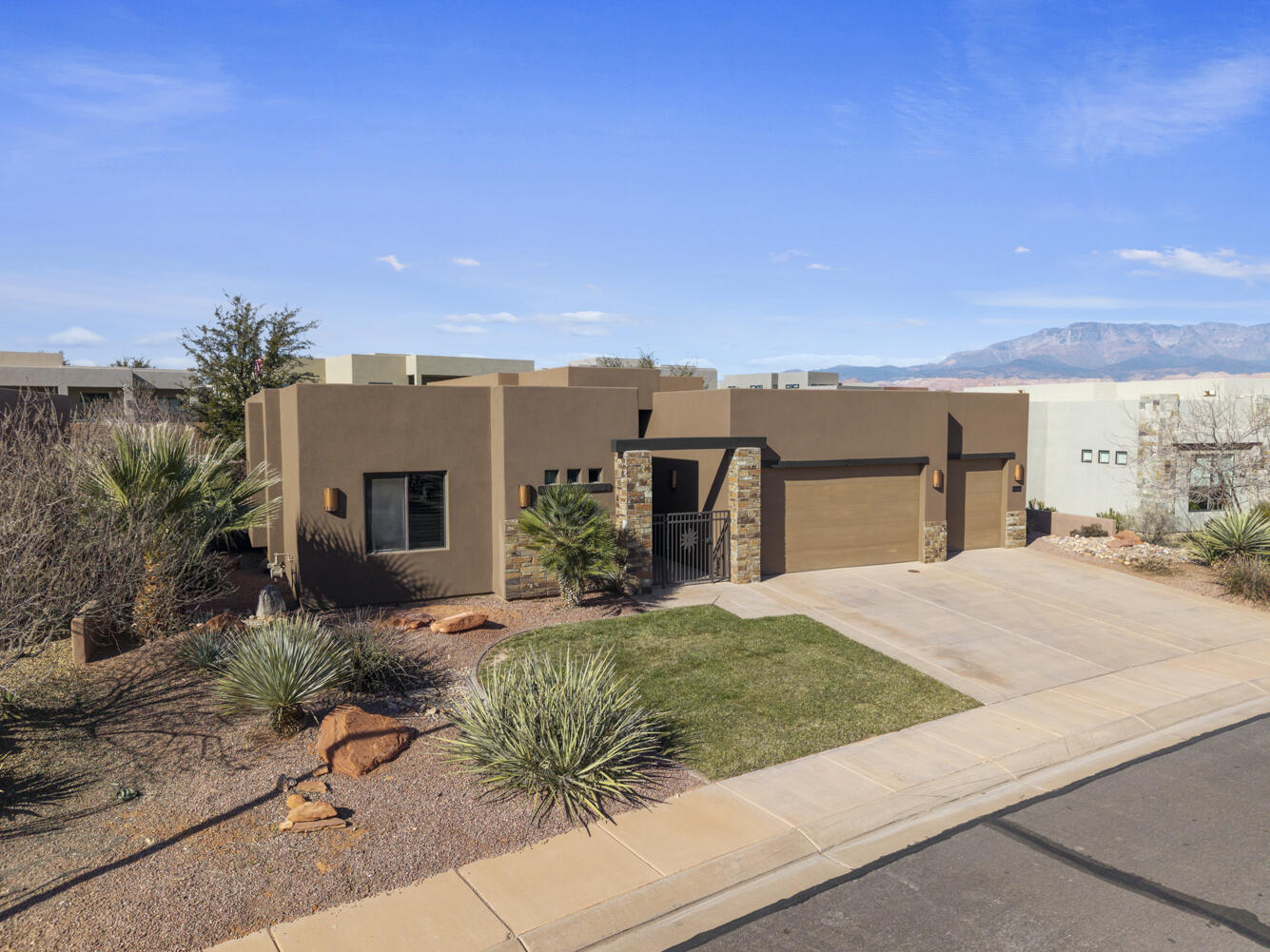 DUNES AT SAND HOLLOW RESORT - Residential