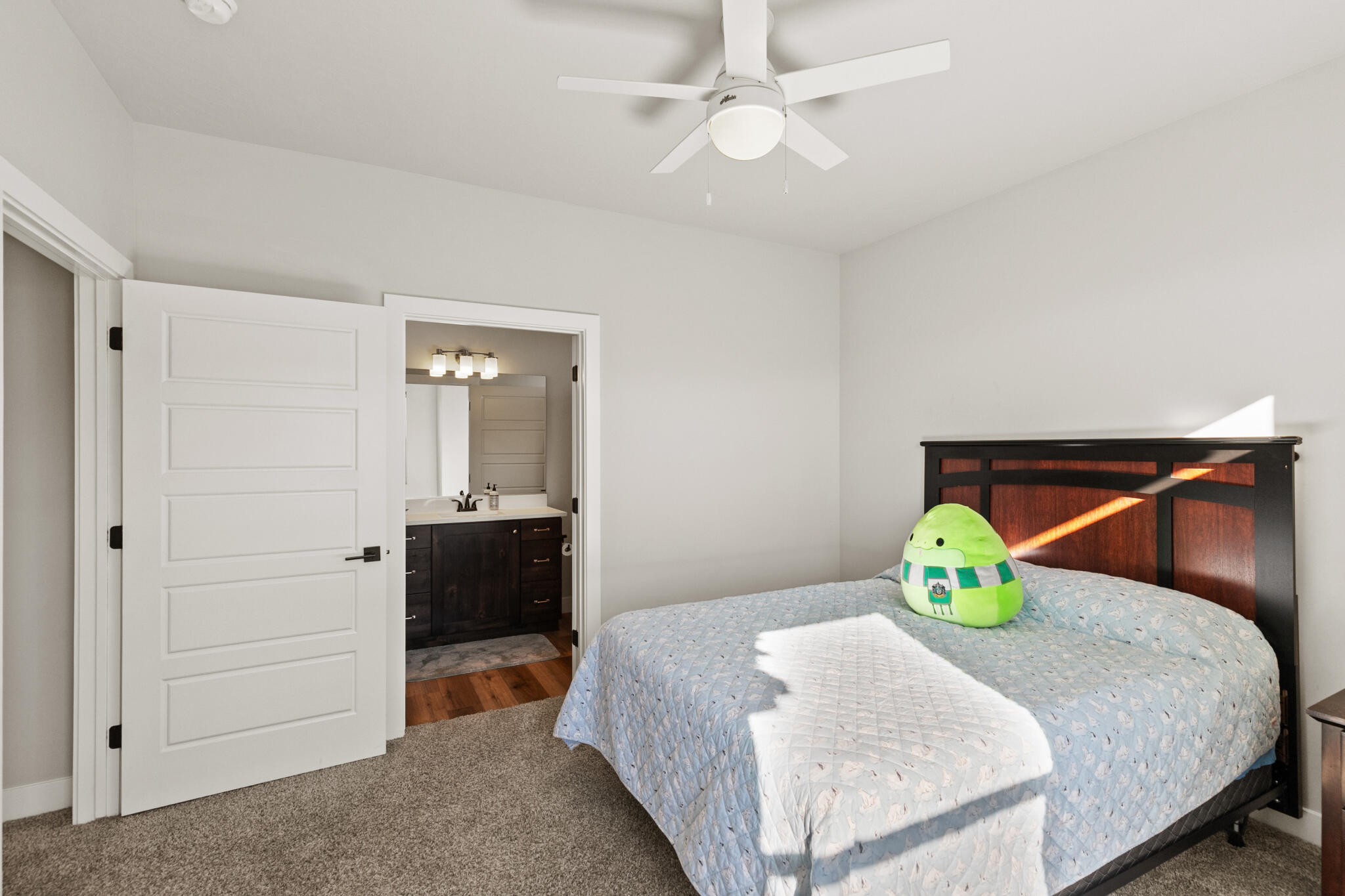 SHOOTING STAR - Residential