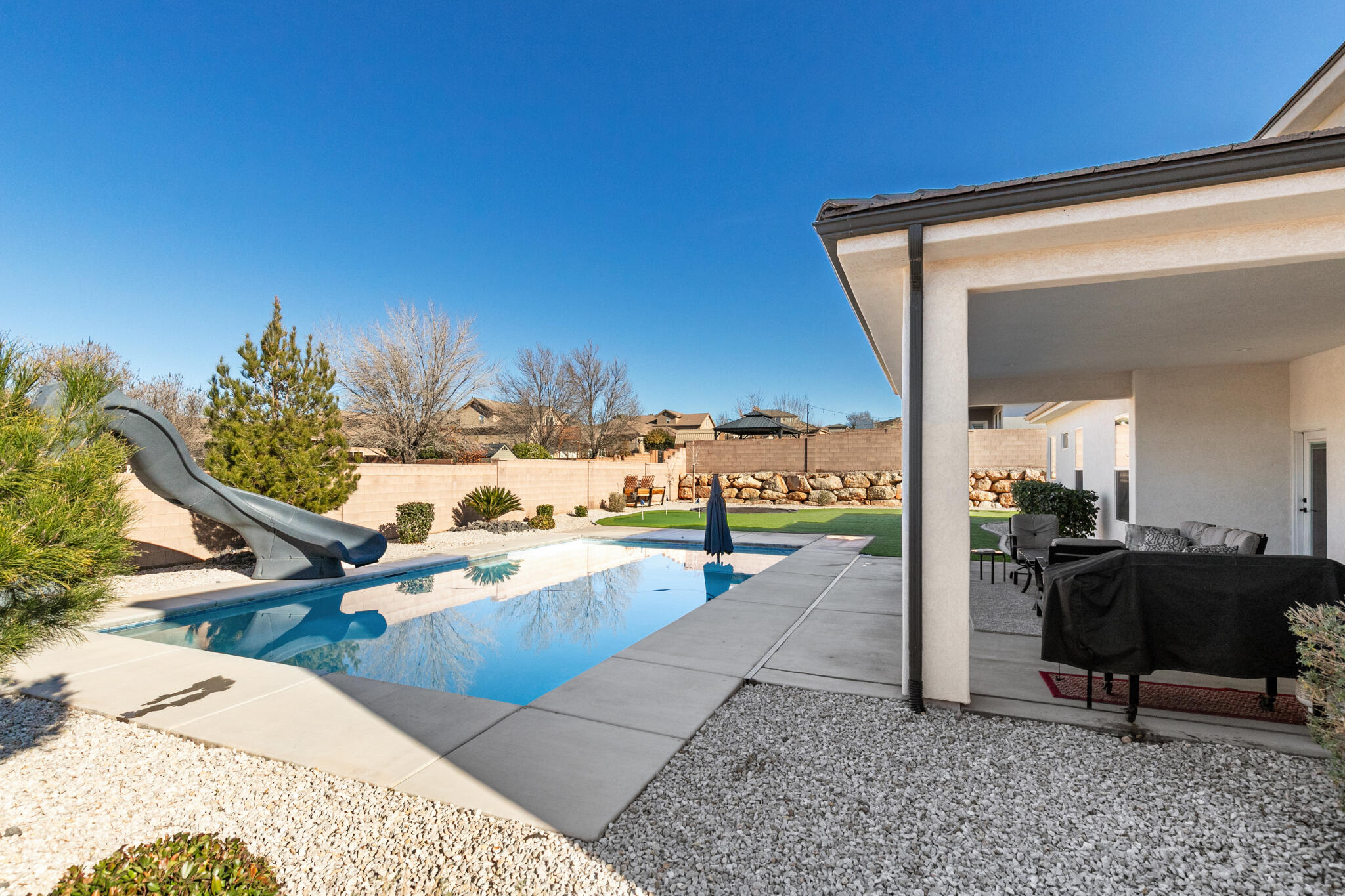 SHOOTING STAR - Residential