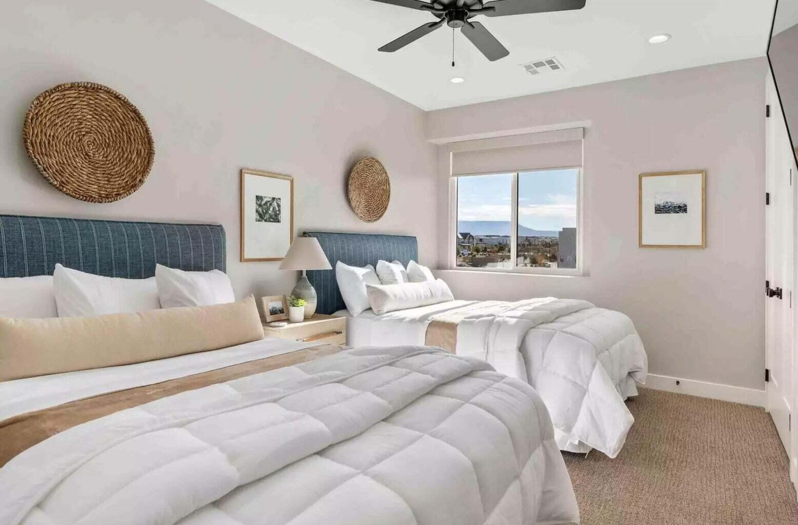 DESERT COLOR RESORT - Residential