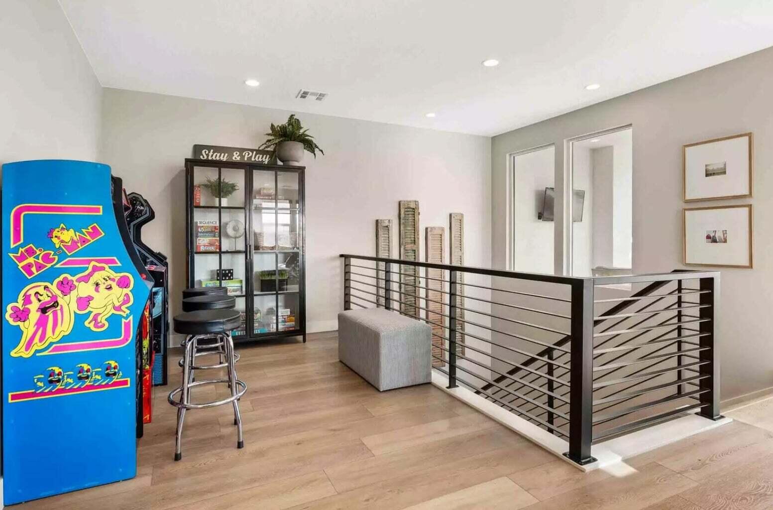 DESERT COLOR RESORT - Residential